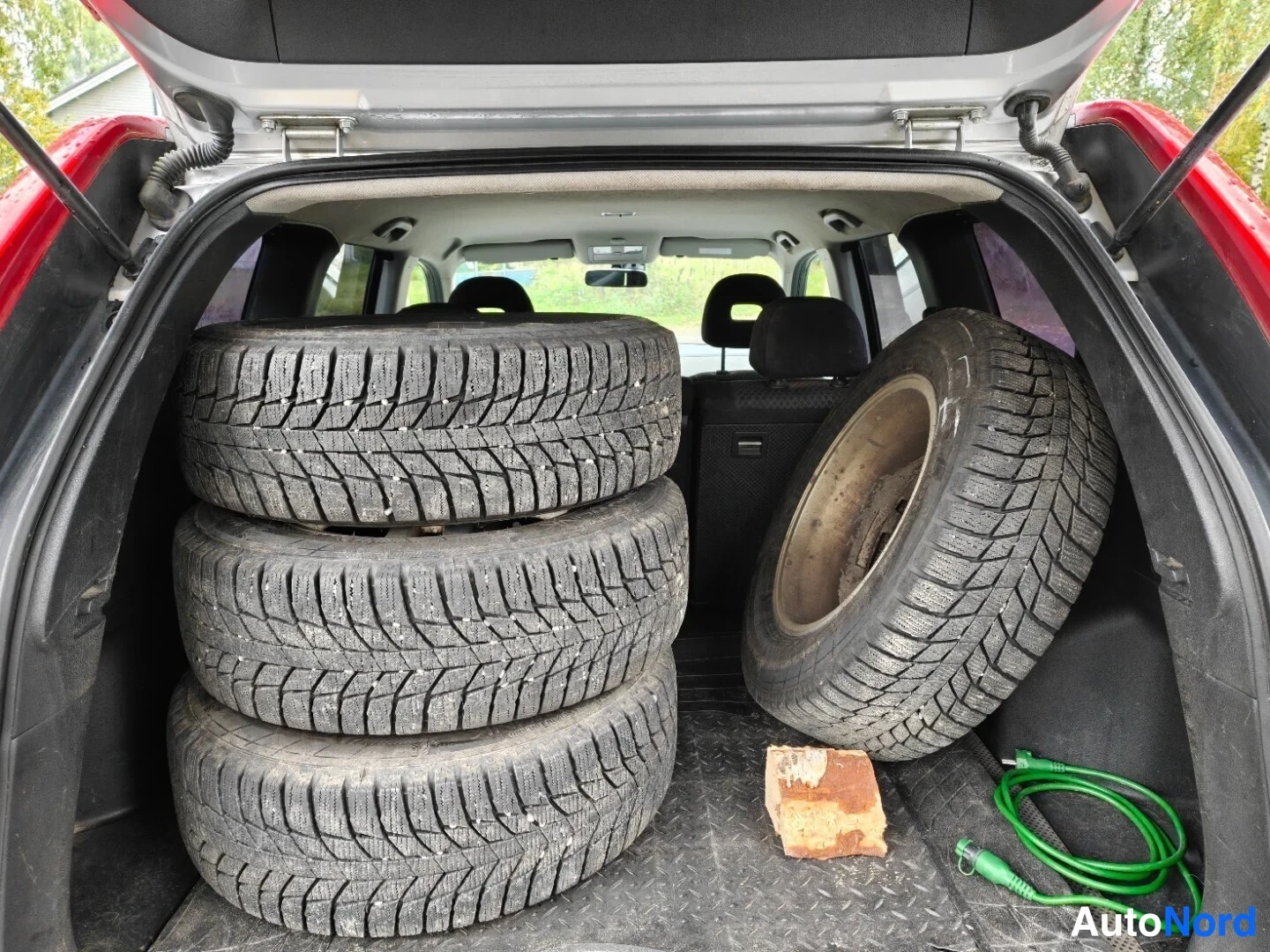 Grey Nissan X-Trail 2007, photo 10