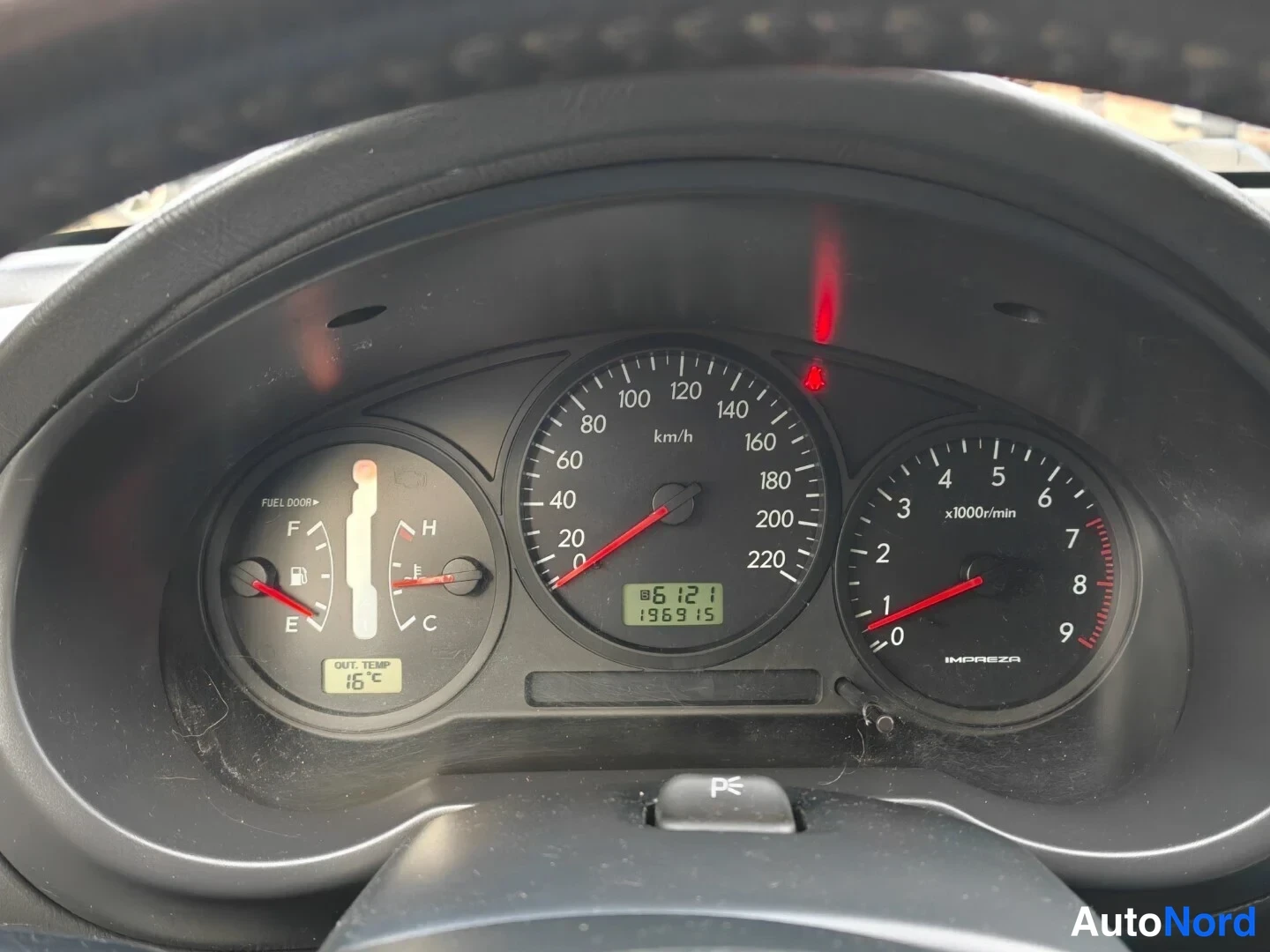 Red Subaru Impreza 2006, detail, photo 6