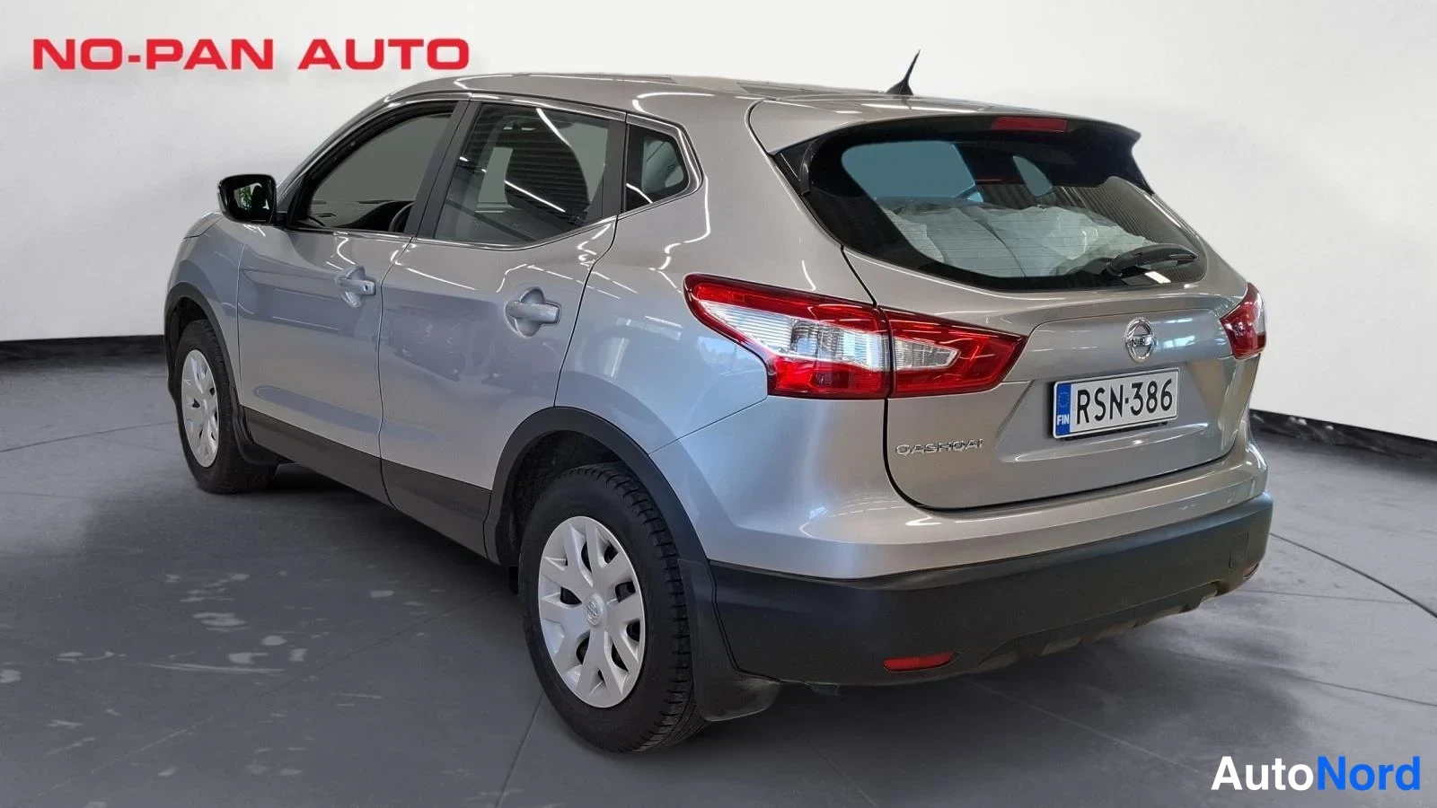 Hopea Nissan Qashqai 2016, takaviisto, kuva 7