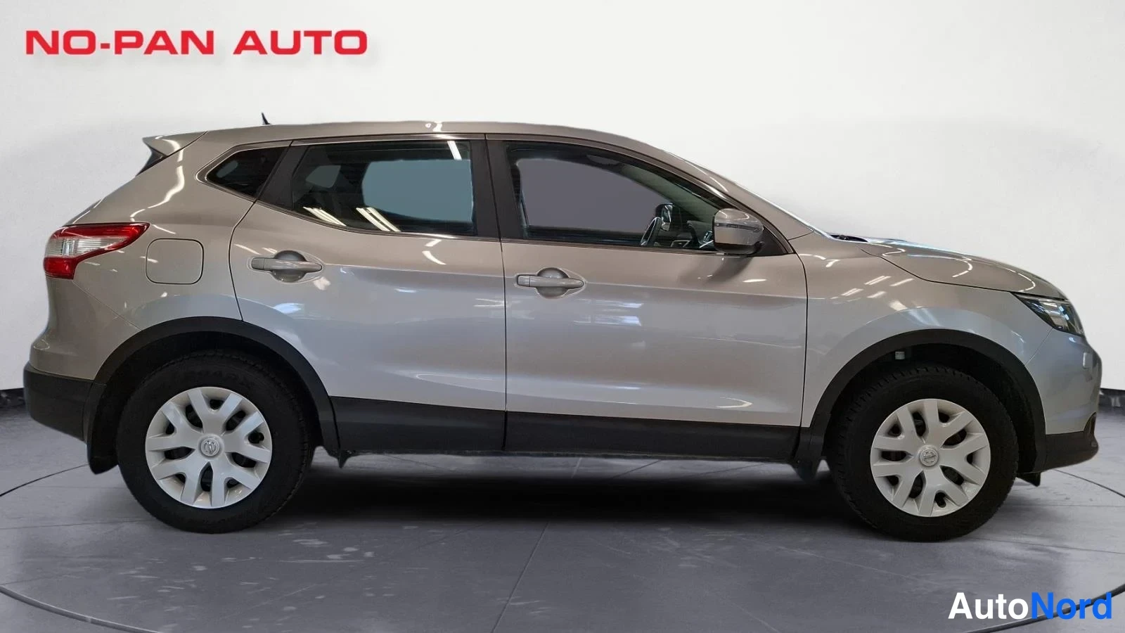 Hopea Nissan Qashqai 2016, etuviisto, keula oikealle, kuva 2