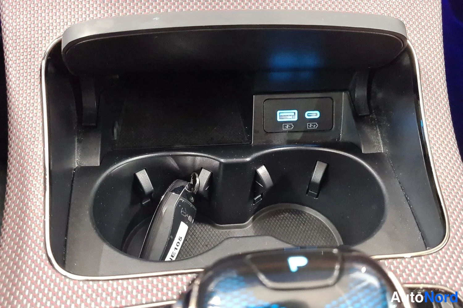Musta BYD Han 2024, kuva 13