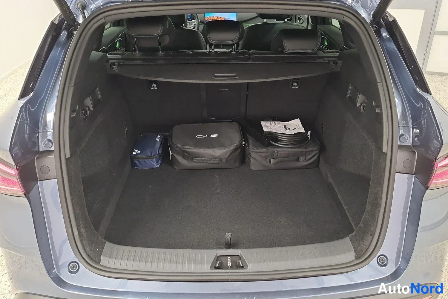 Harmaa BYD Seal 6 DM-i Touring 2025, kuva 12