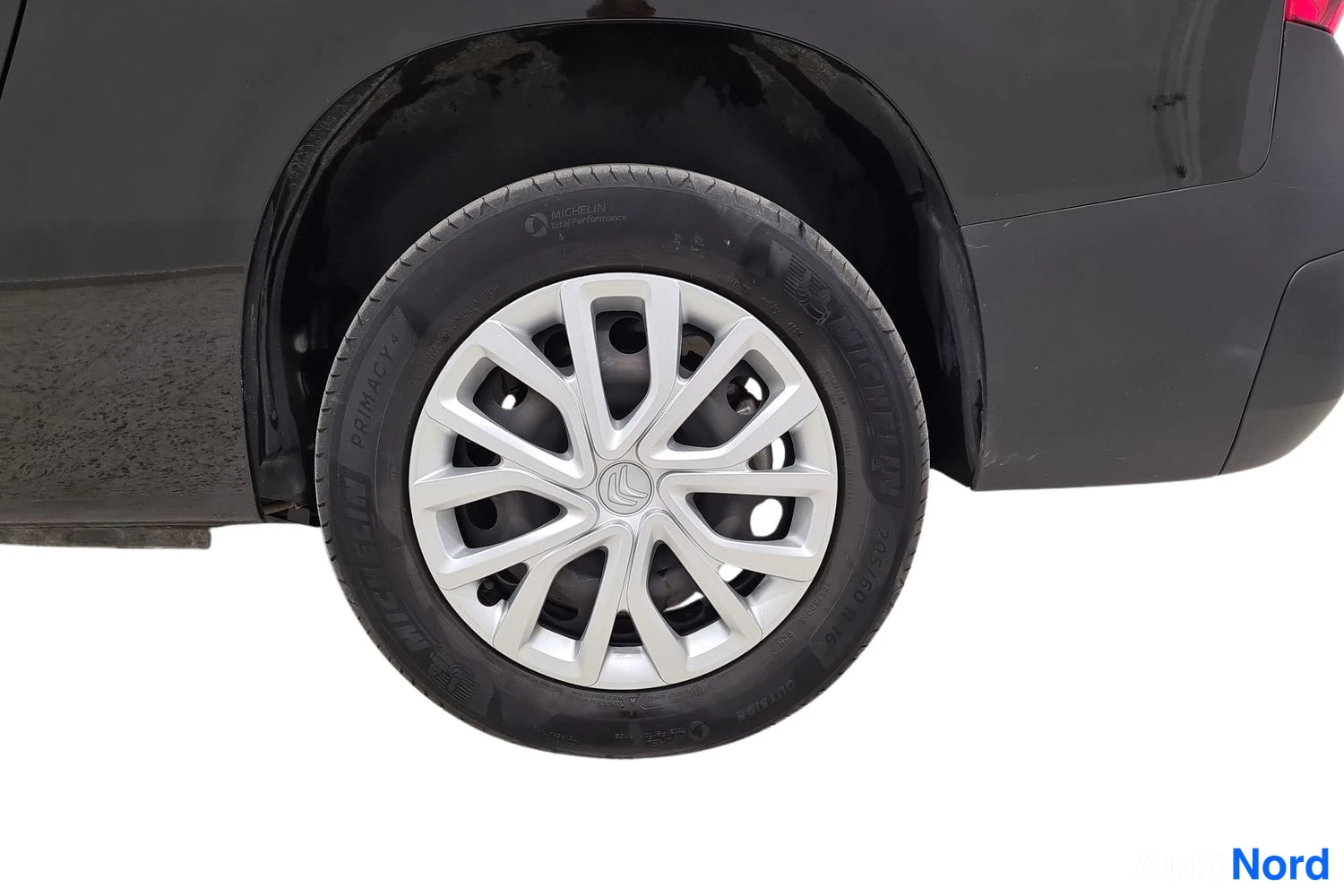 Musta Citroen Berlingo 2021, takaviisto, kuva 5