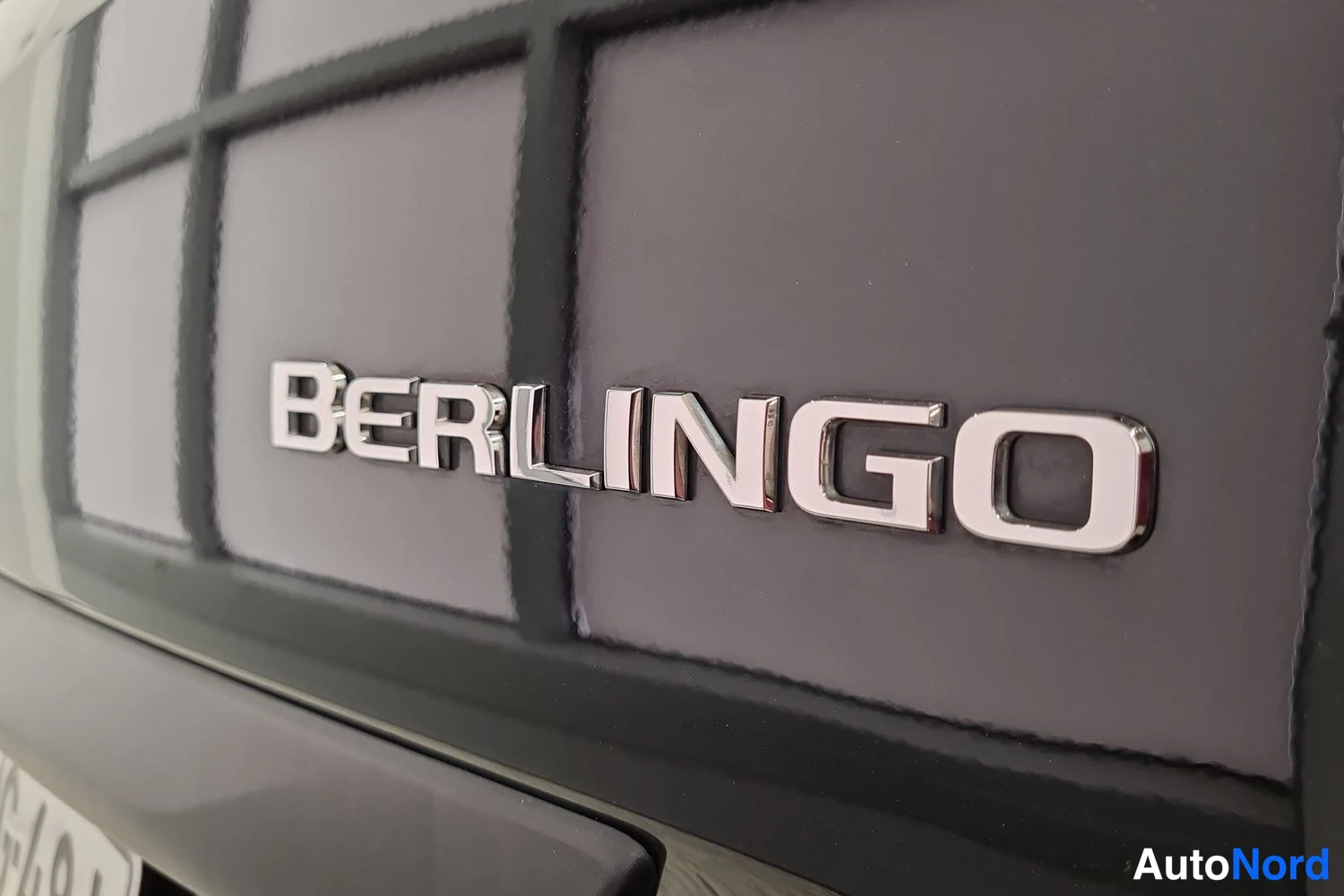 Musta Citroen Berlingo 2021, takaa, kuva 6