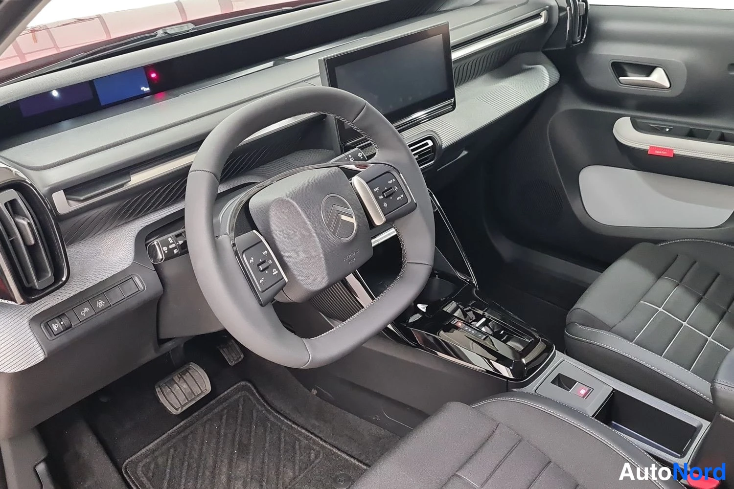 Punainen Citroen C3 2026, kuva 7