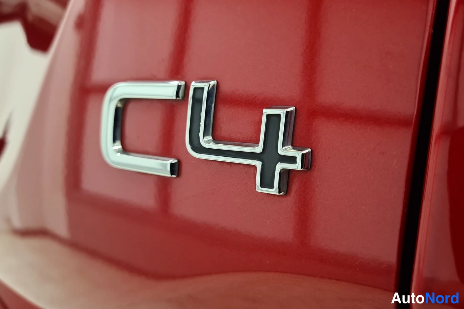 Punainen Citroen C4 2023, kuva 21