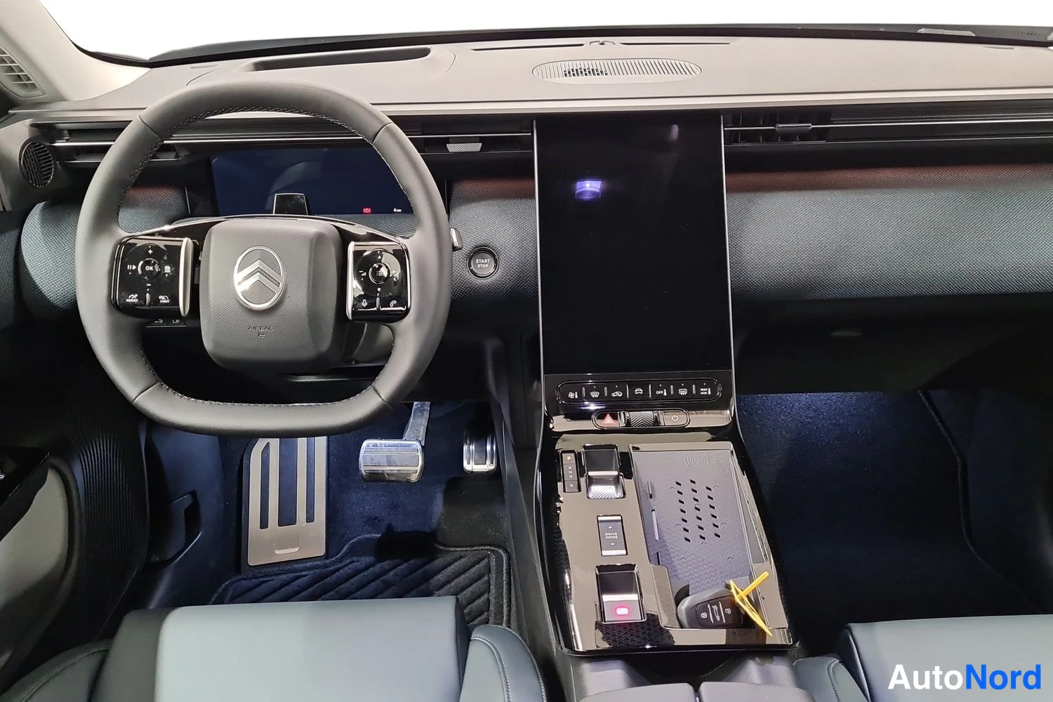 Vihreä Citroen C5 Aircross 2026, kuva 9