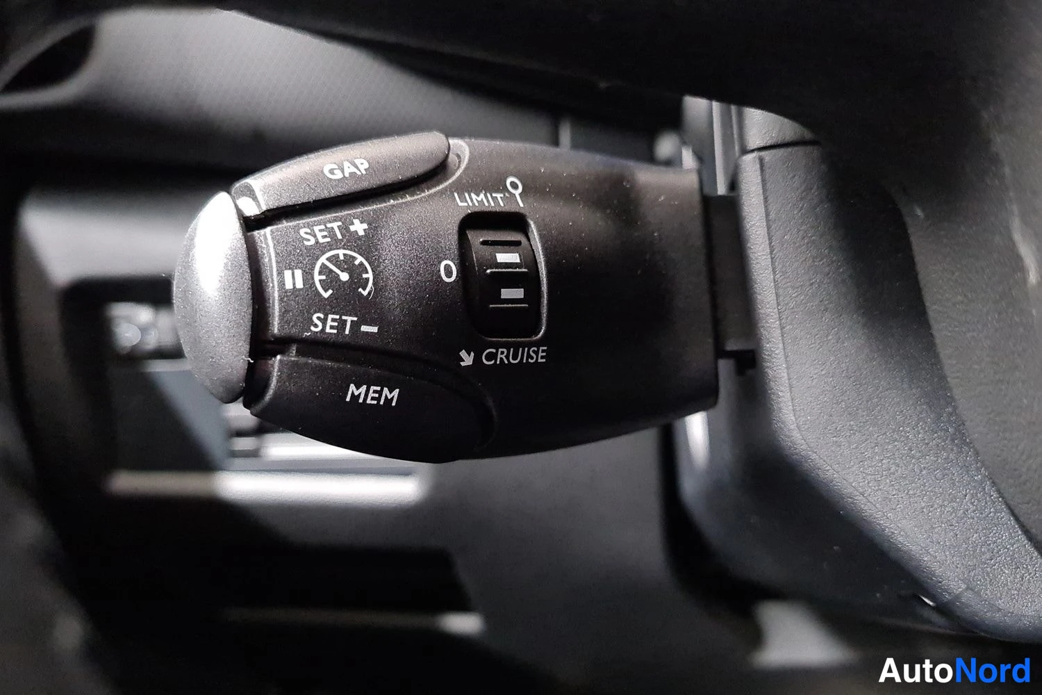 Vihreä Citroen C5 Aircross 2022, kuva 16