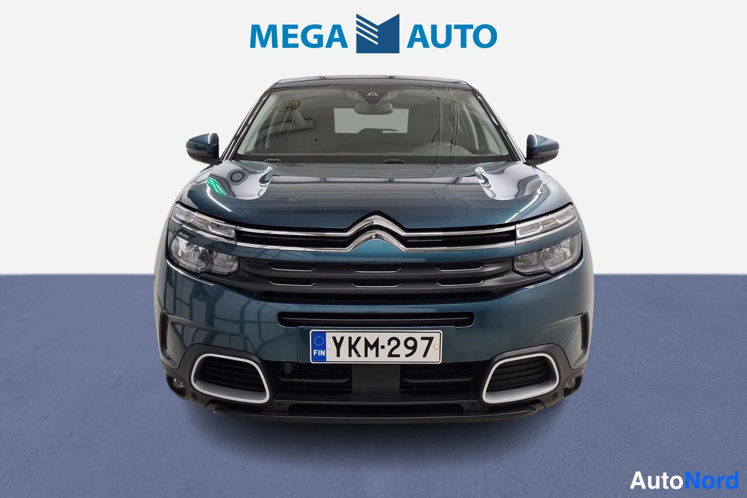 Valkoinen Citroen C5 Aircross 2020, edestä, kuva 2