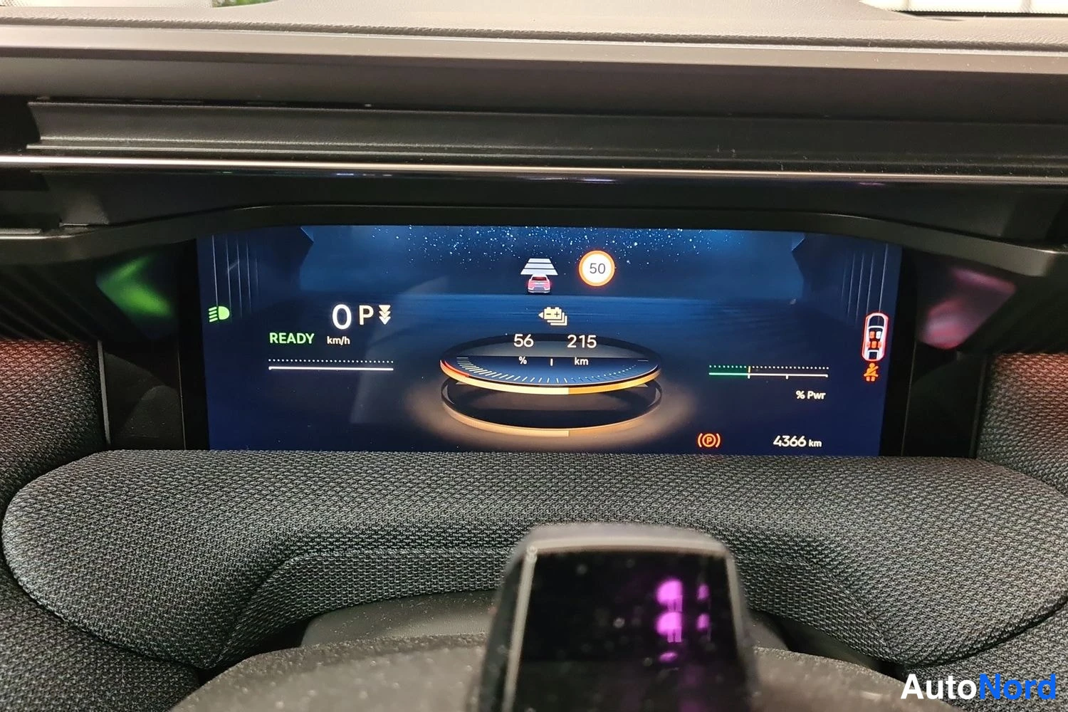 Punainen Citroen C5 Aircross 2026, kuva 22