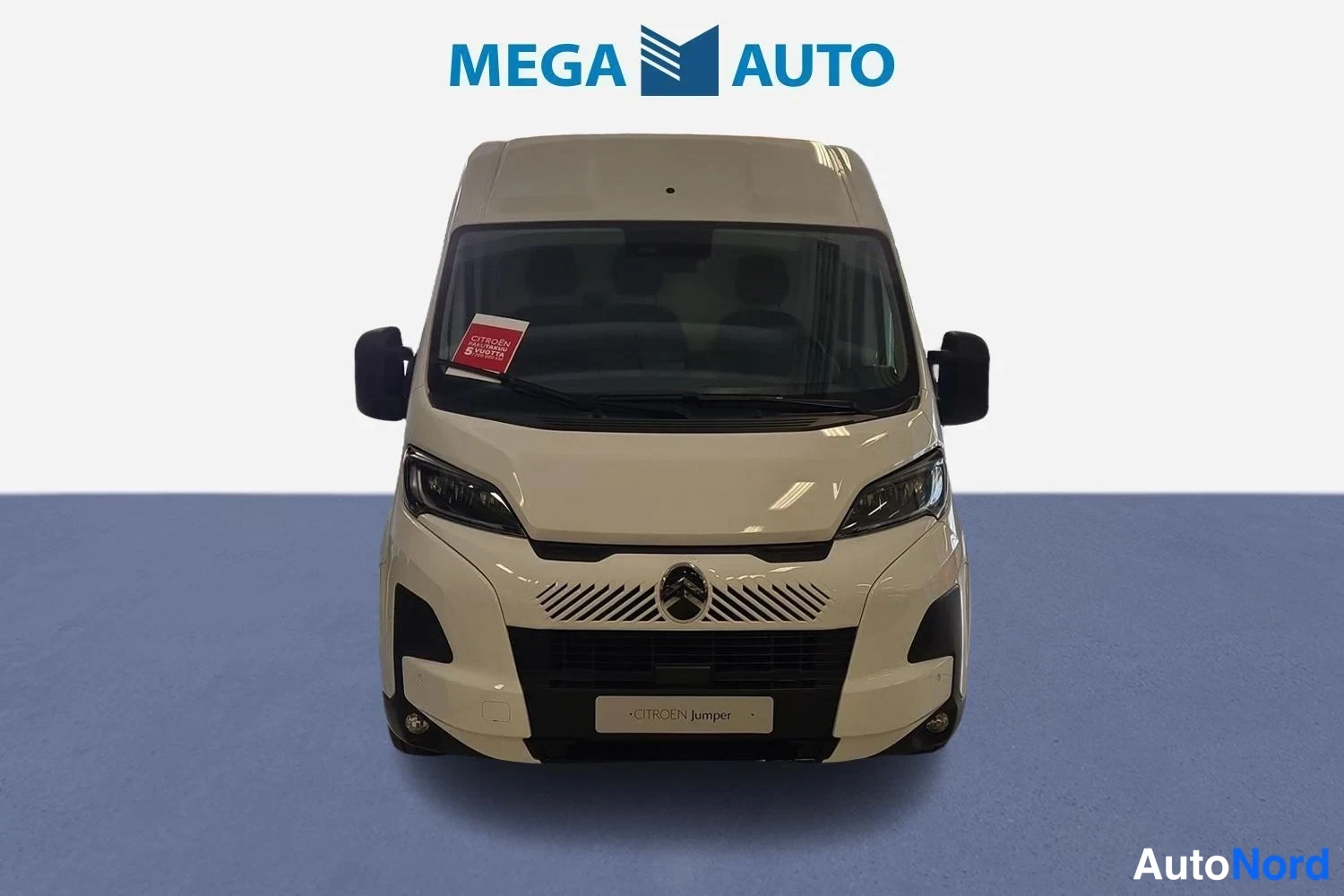 Valkoinen Citroen Jumper 2025, edestä, kuva 2
