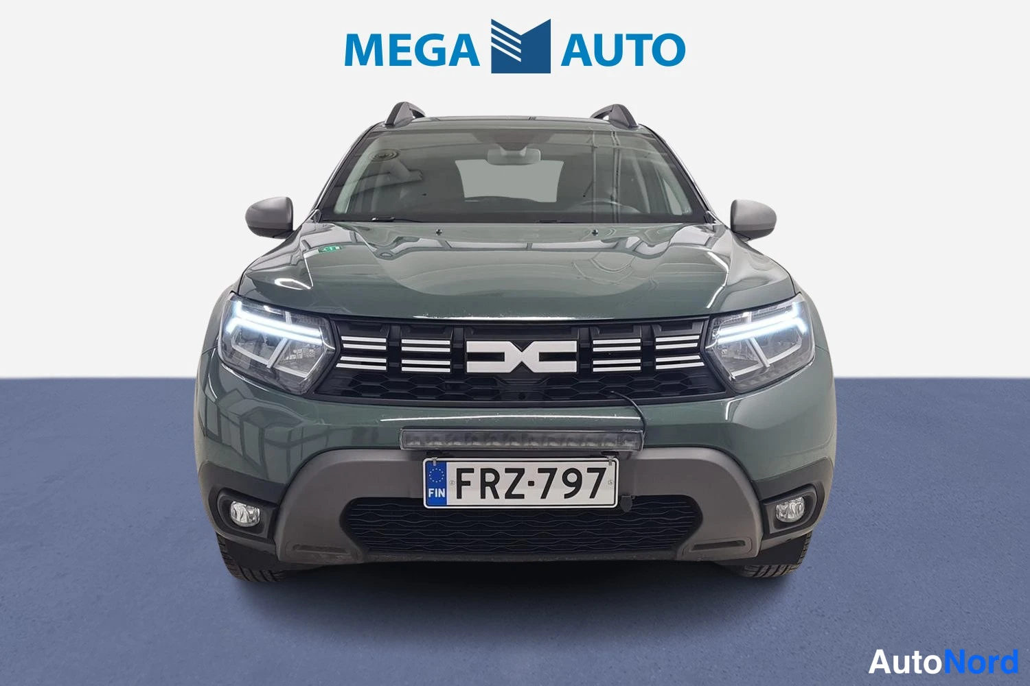 Vihreä Dacia Duster 2023, edestä, kuva 2