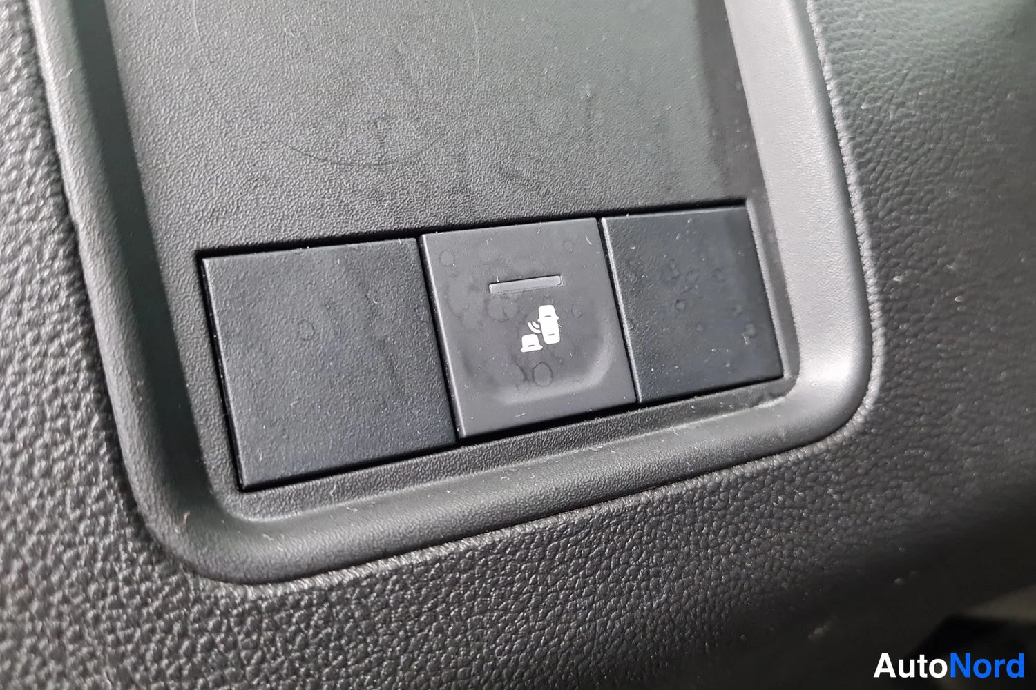Vihreä Dacia Duster 2023, kuva 15