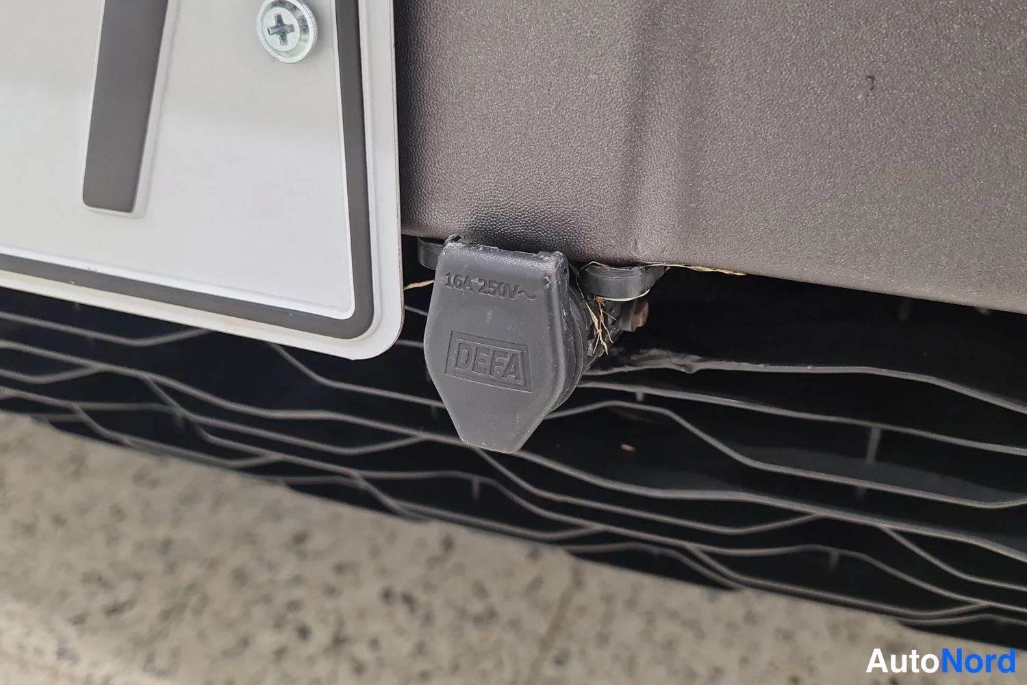 Vihreä Dacia Duster 2023, kuva 24