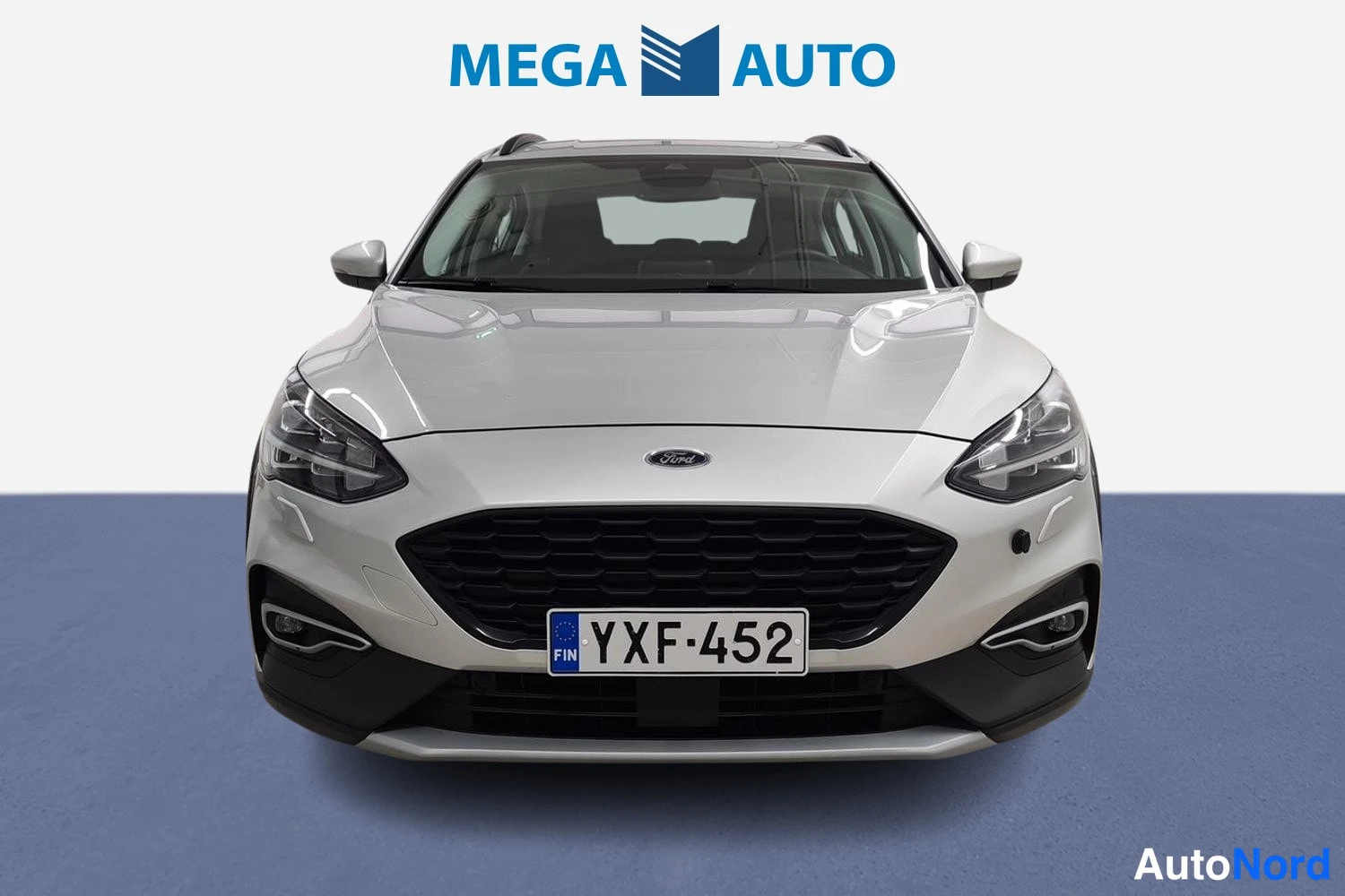 Harmaa Ford Focus 2020, edestä, kuva 2