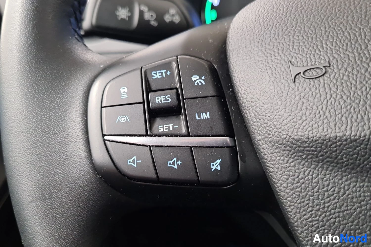 Sininen Ford Kuga 2021, kuva 16