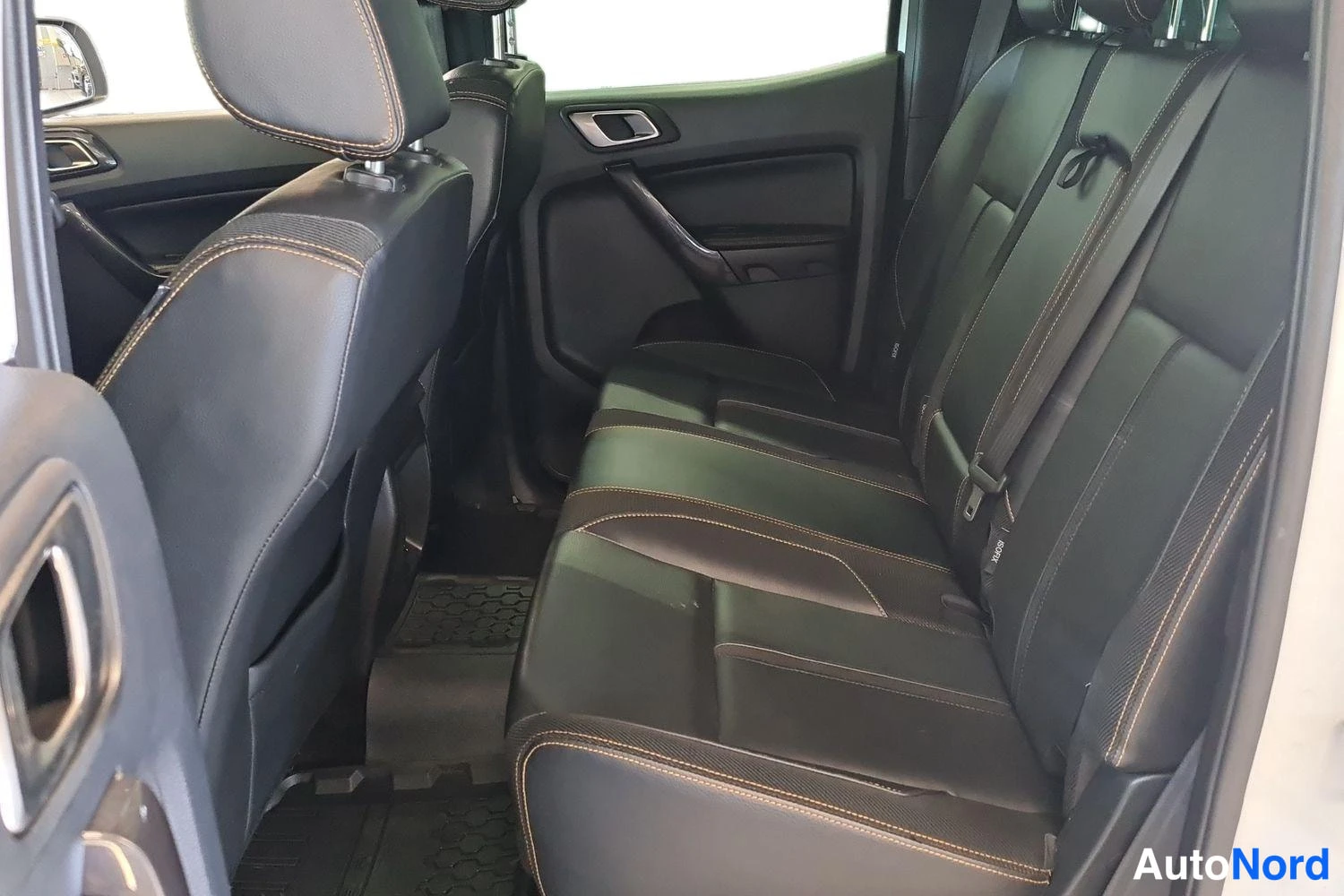 Valkoinen Ford Ranger 2019, kuva 10