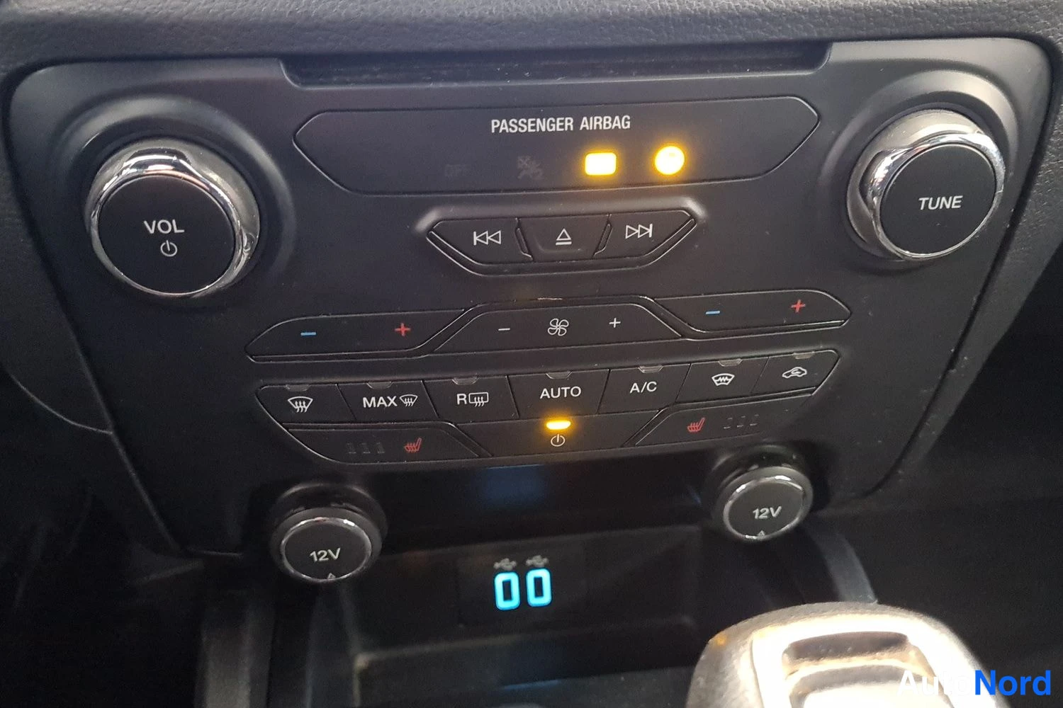 Valkoinen Ford Ranger 2019, kuva 16