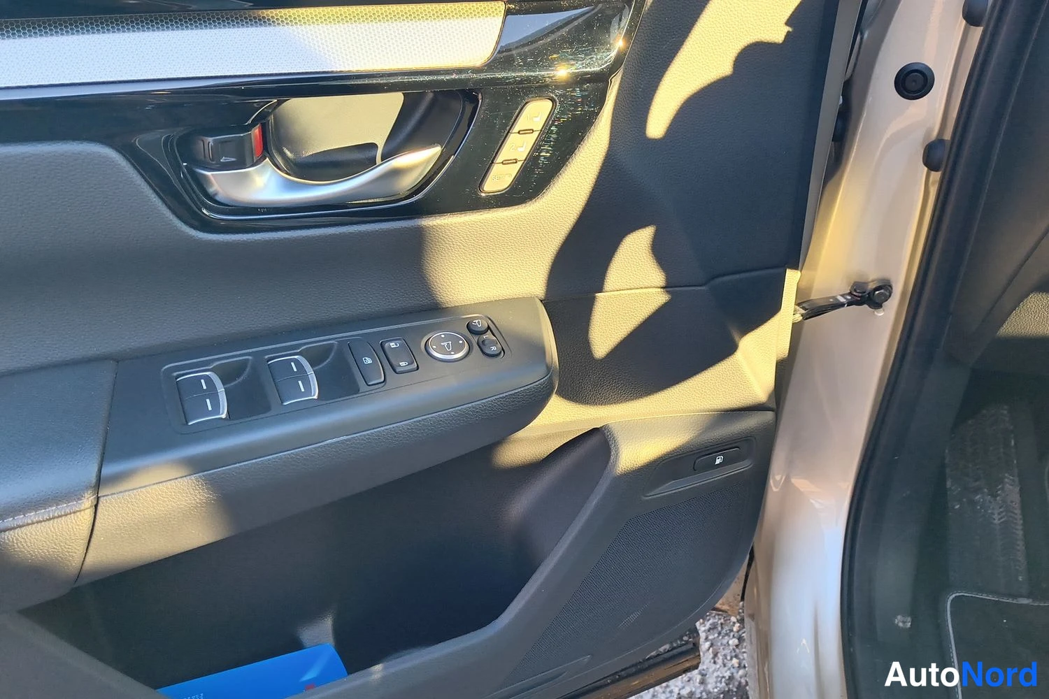 Beige Honda CR-V 2025, kuva 31