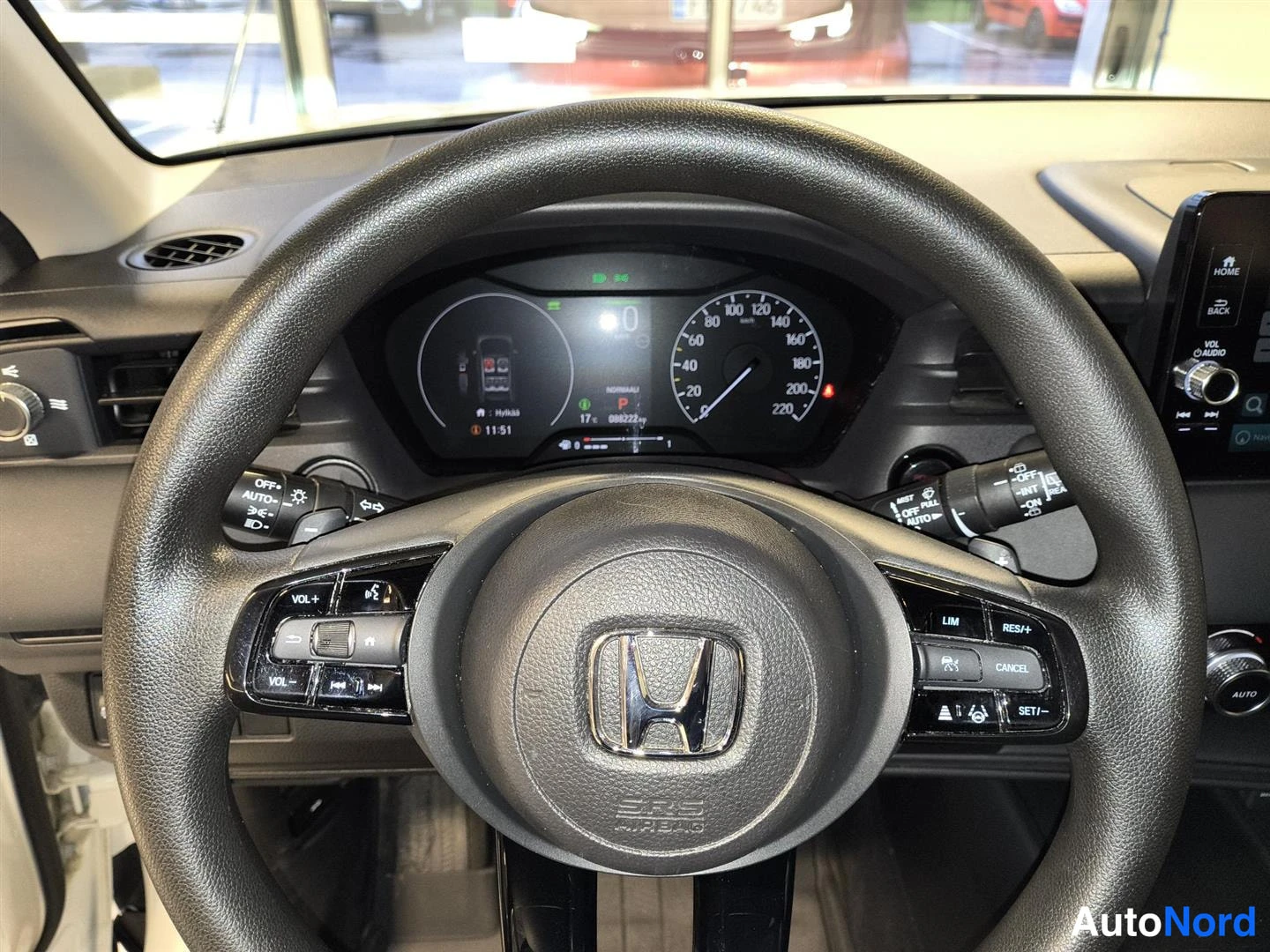 Valkoinen Honda HR-V 2023, kuva 11
