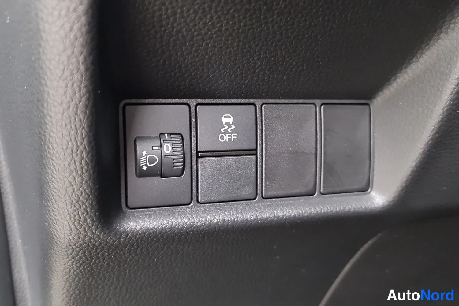 Musta Honda Jazz Hybrid 2024, kuva 13