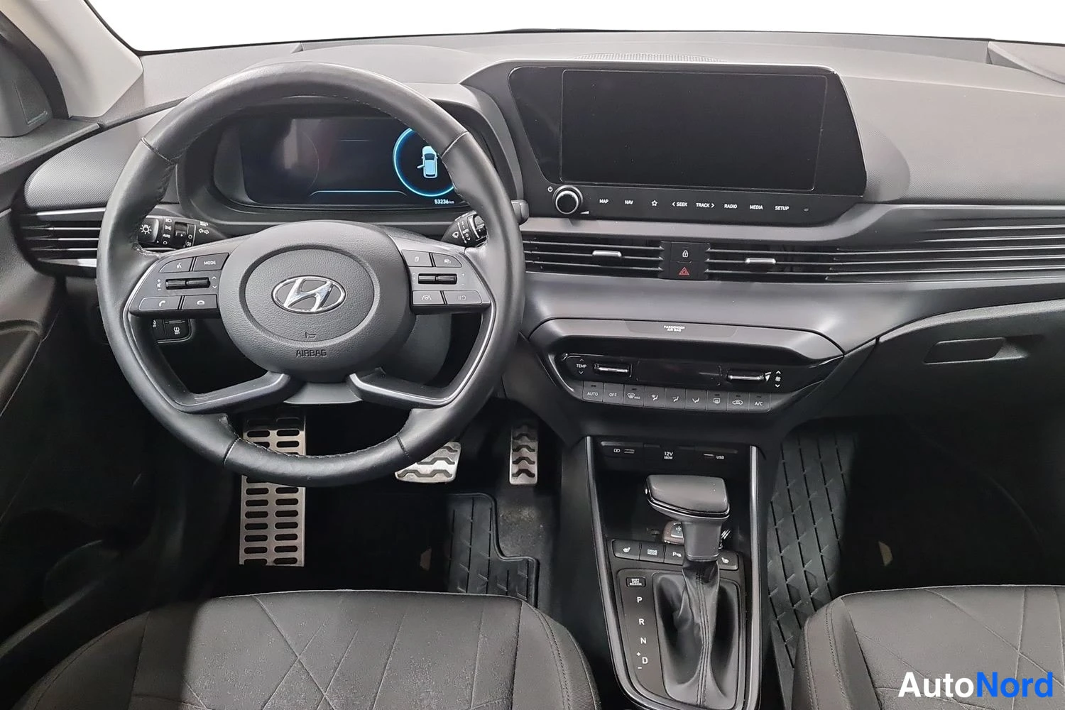 Punainen Hyundai Bayon 2021, kuva 7
