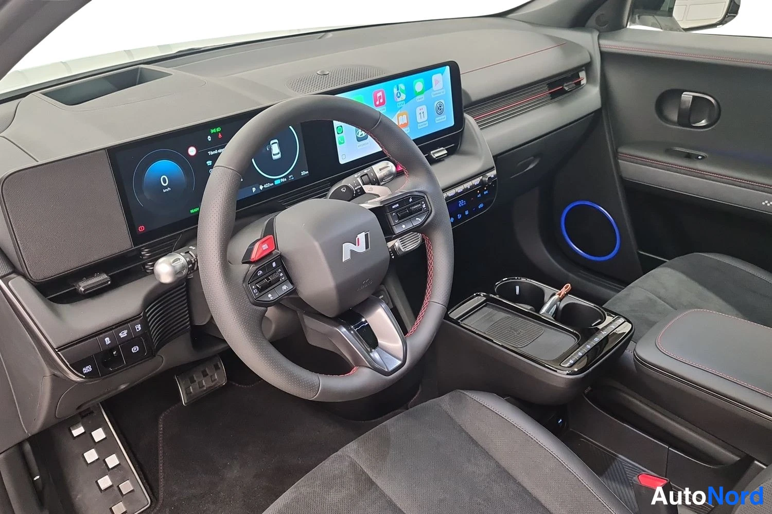 Valkoinen Hyundai Ioniq 5 2025, kuva 30
