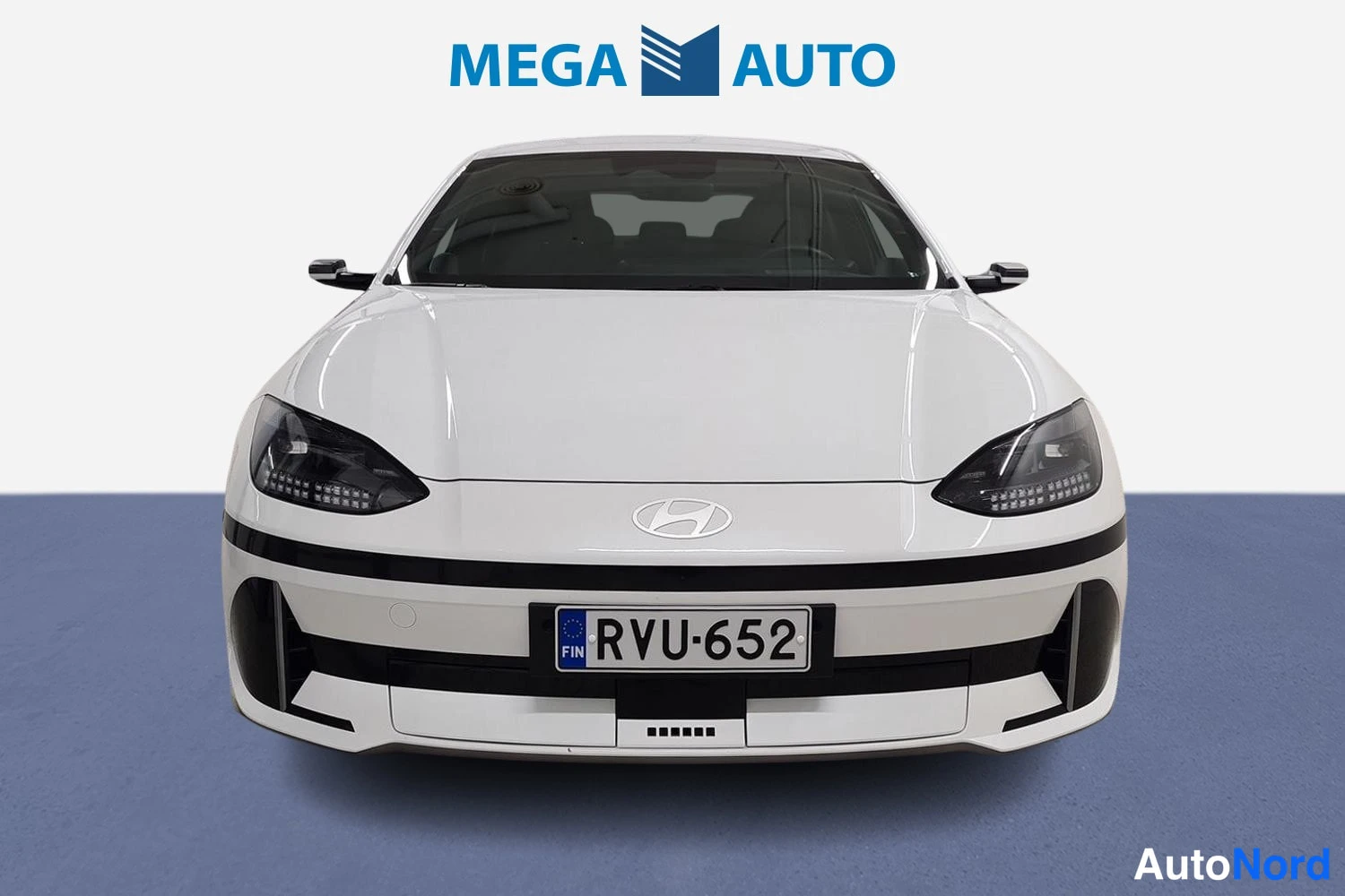 Valkoinen Hyundai Ioniq 6 2024, edestä, kuva 3