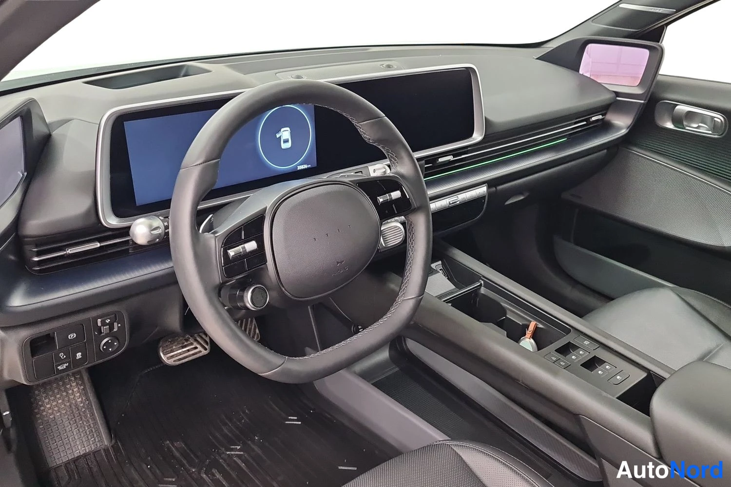 Valkoinen Hyundai Ioniq 6 2024, kuva 7