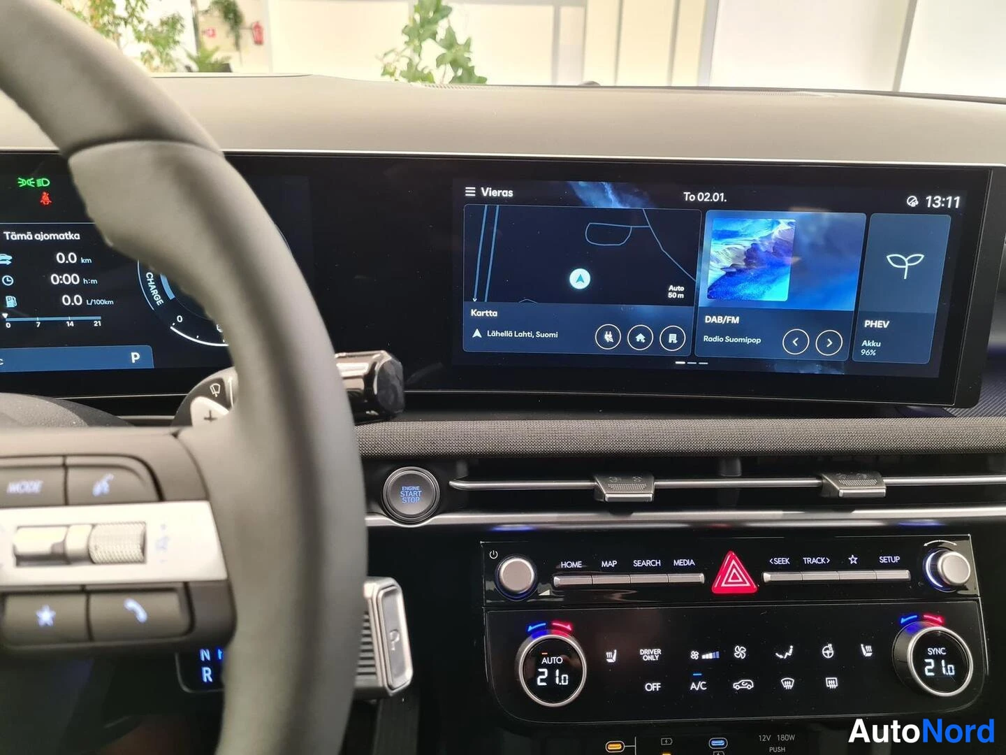 Vihreä Hyundai Tucson 2025, kuva 11