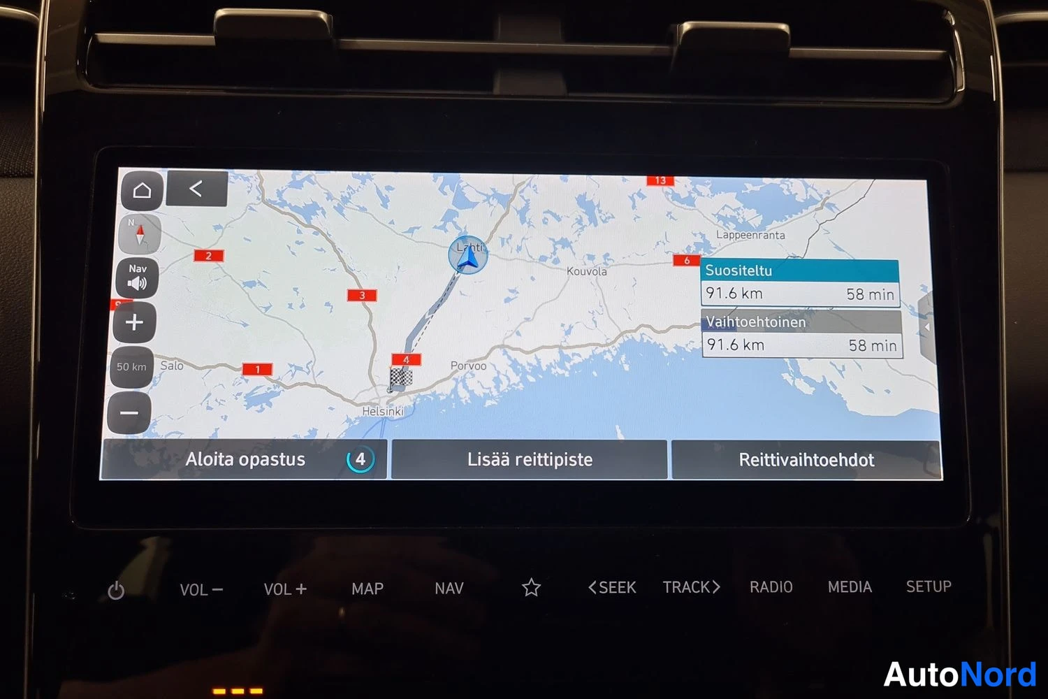 Sininen Hyundai Tucson 2021, kuva 24