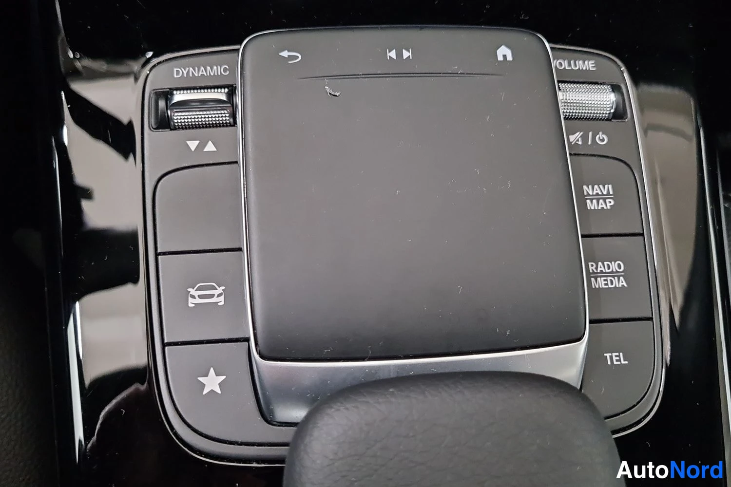 Harmaa Mercedes-Benz A 180 2020, kuva 13