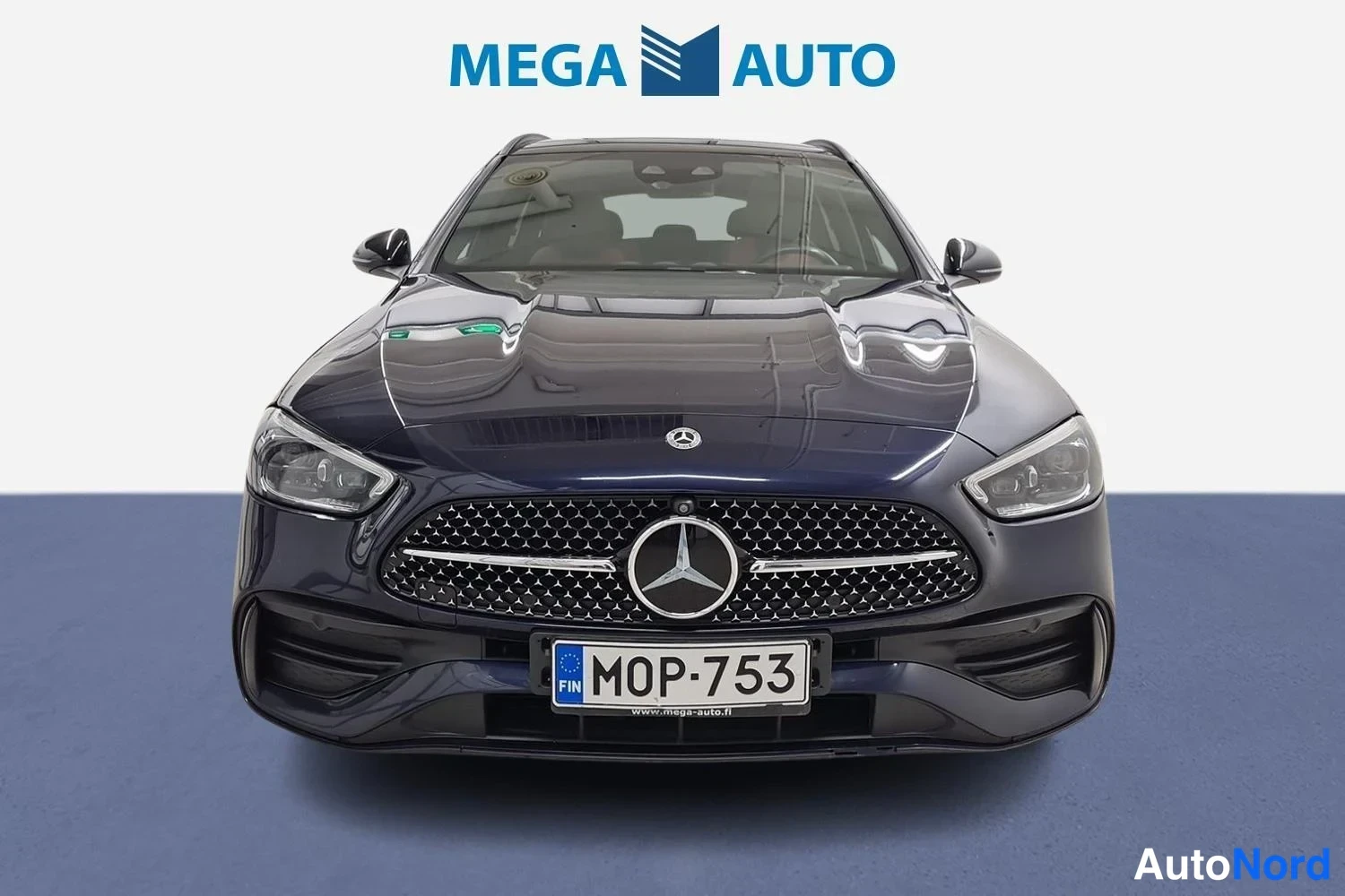 Sininen Mercedes-Benz C 300 e 2022, edestä, kuva 2