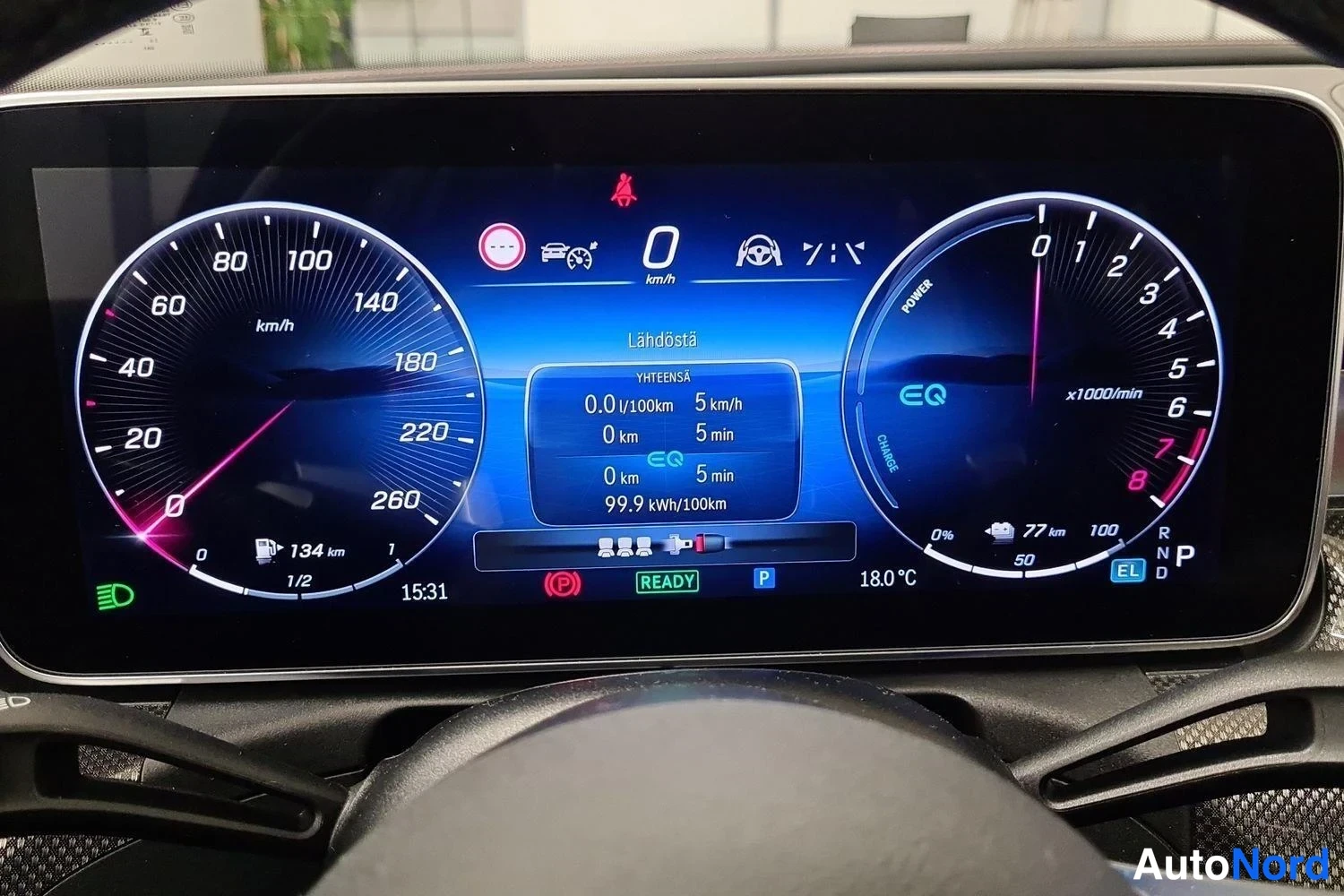 Sininen Mercedes-Benz C 300 e 2022, yksityiskohta, kuva 22