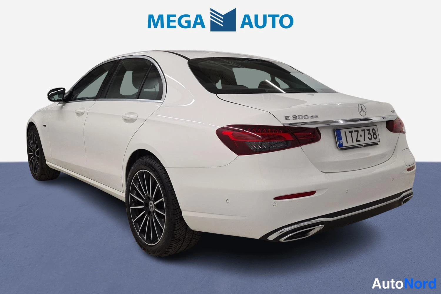 Valkoinen Mercedes-Benz E 300 de 4MATIC 2020, takaviisto, kuva 7