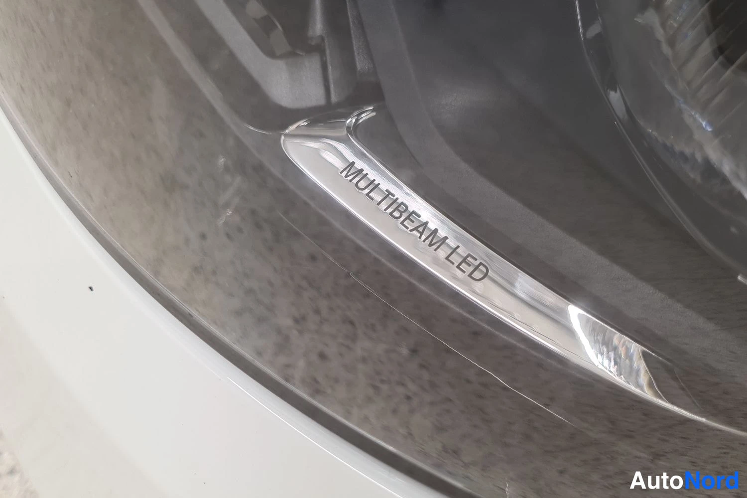 Valkoinen Mercedes-Benz E 300 de 4MATIC 2020, kuva 47
