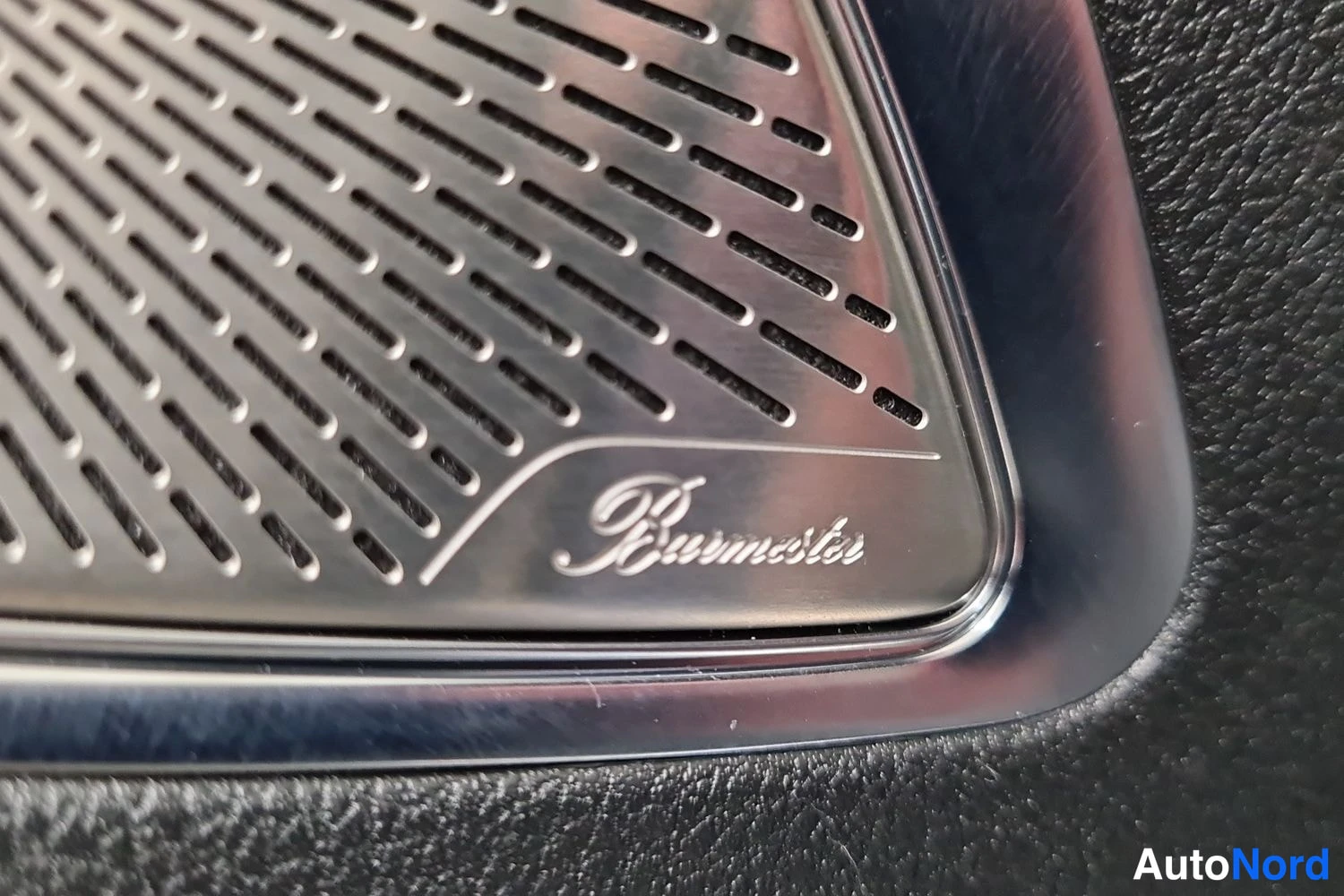 Musta Mercedes-Benz EQE 300 2023, kuva 20