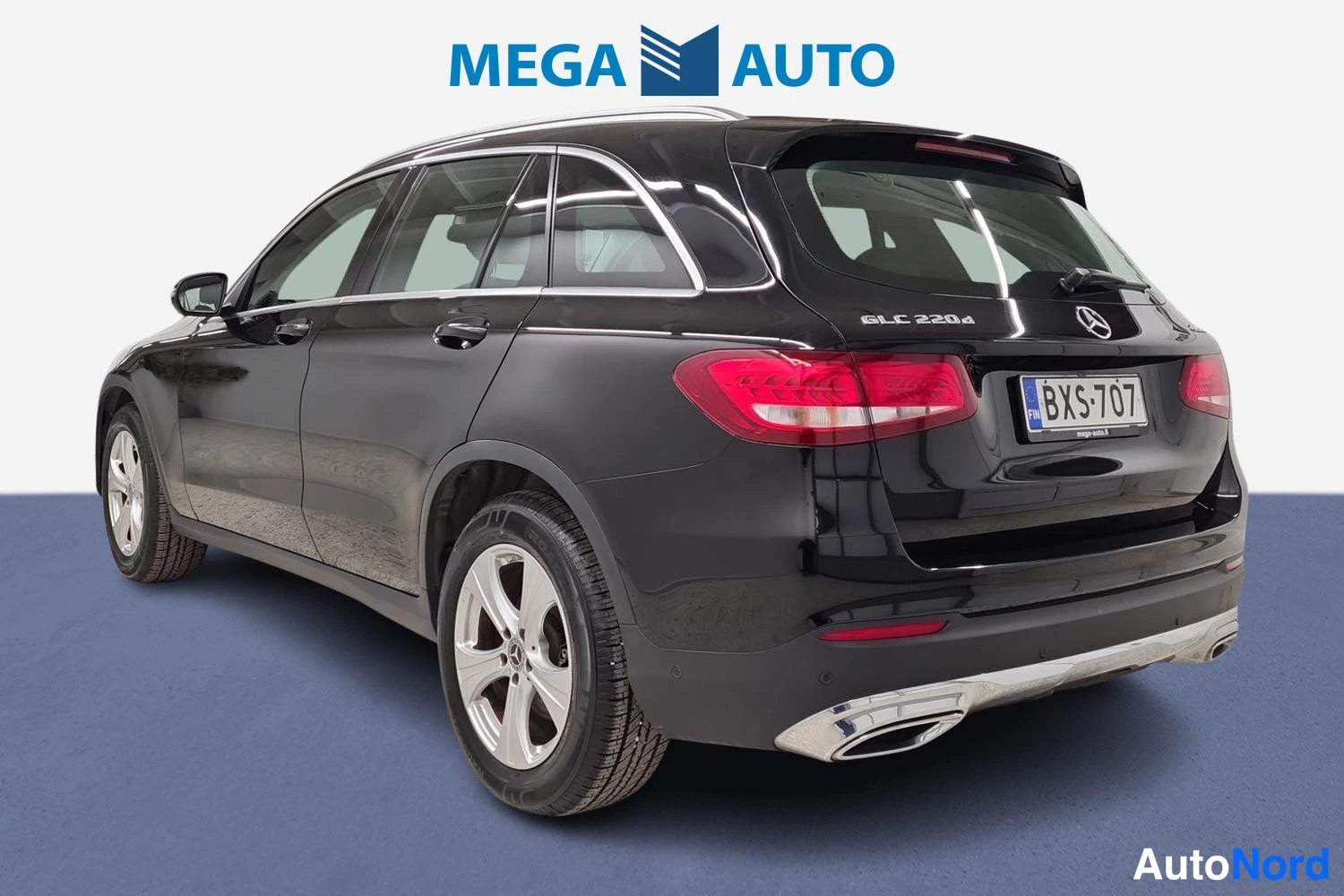 Musta Mercedes-Benz GLC 220 d 4MATIC 2017, takaviisto, kuva 6