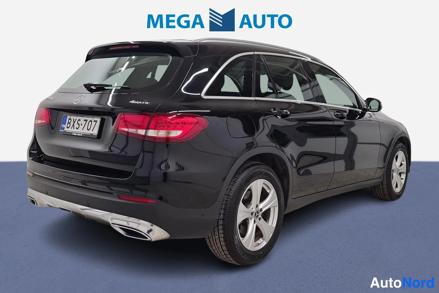 Musta Mercedes-Benz GLC 220 d 4MATIC 2017, takaviisto, kuva 9