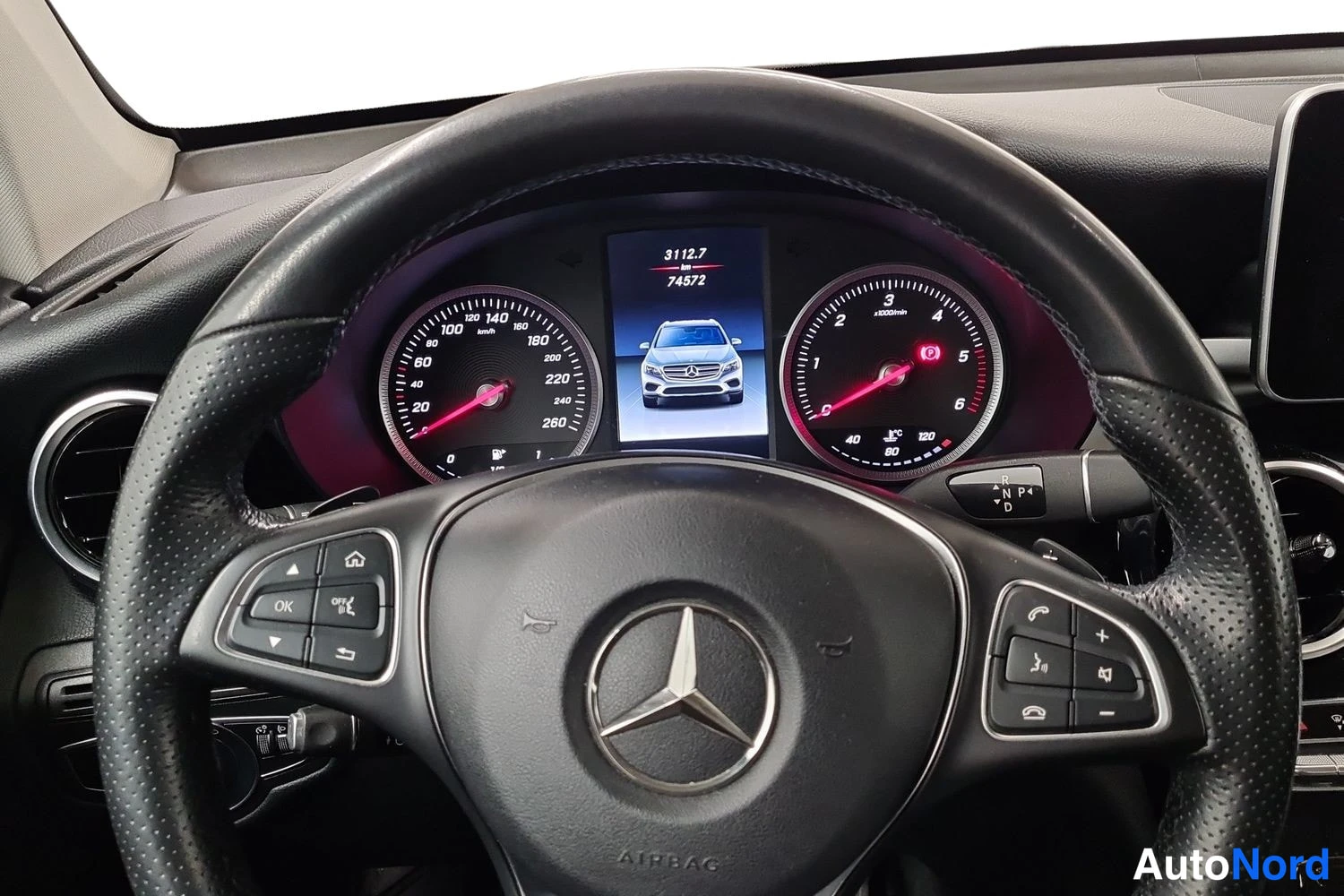 Musta Mercedes-Benz GLC 220 d 4MATIC 2017, kuva 32