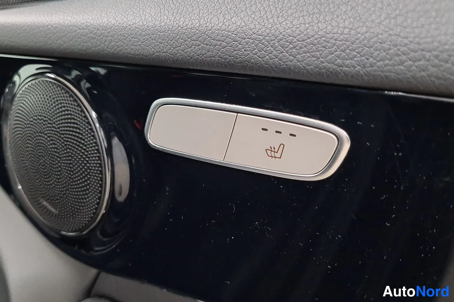 Musta Mercedes-Benz GLC 250 d 4MATIC 2016, kuva 18