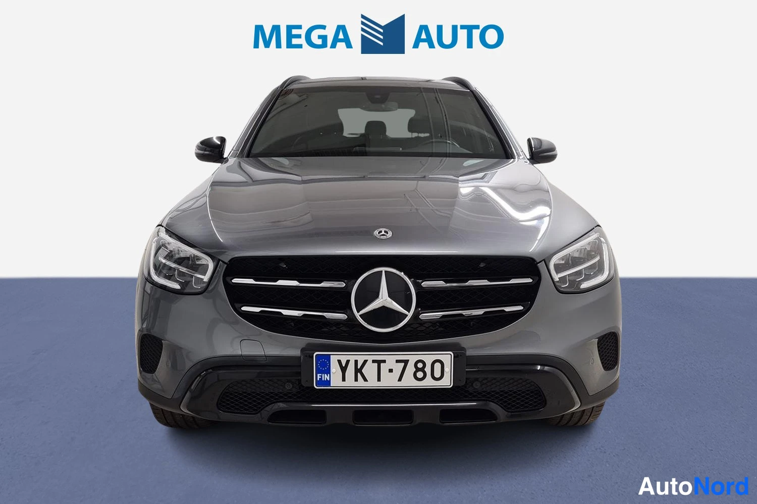 Grå Mercedes-Benz GLC 300 de 4MATIC 2022, framifrån, bild 2