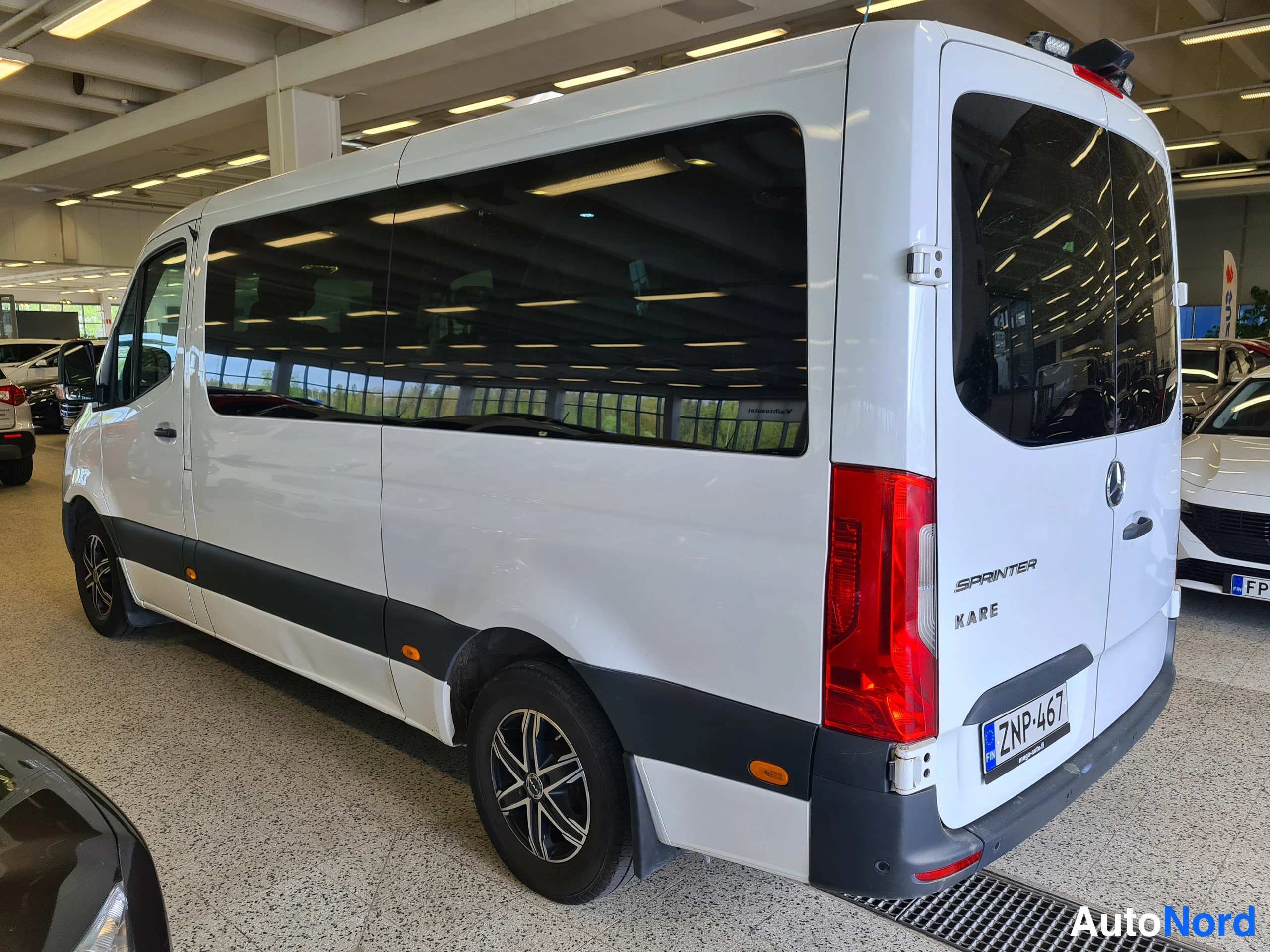 Valkoinen Mercedes-Benz Sprinter 316 CDI 2021, takaviisto, kuva 10