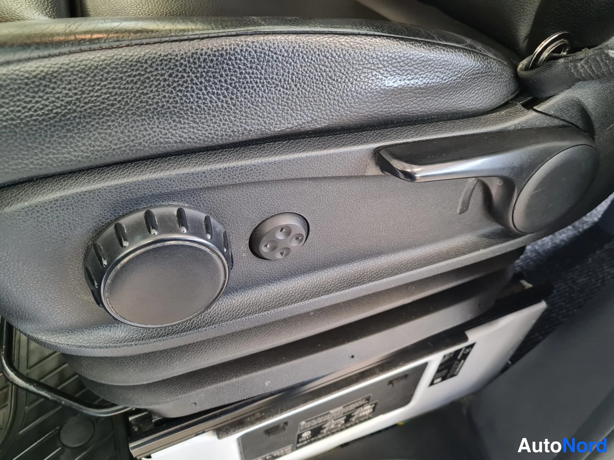 Valkoinen Mercedes-Benz Sprinter 316 CDI 2021, kuva 25