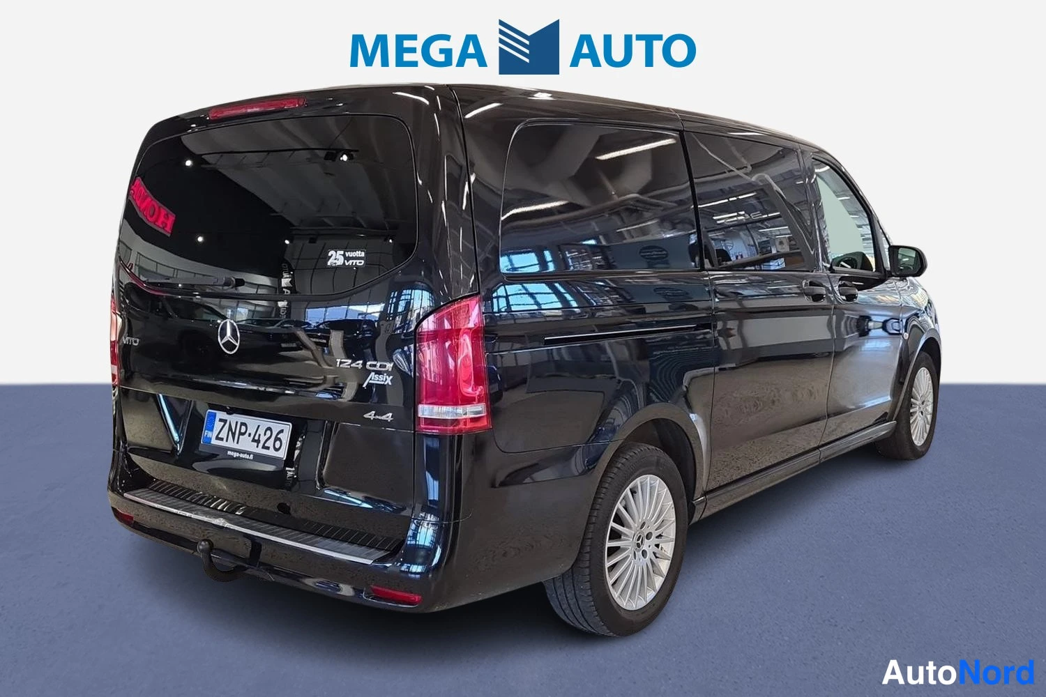 Musta Mercedes-Benz Vito 124 CDI 2021, takaviisto, kuva 5
