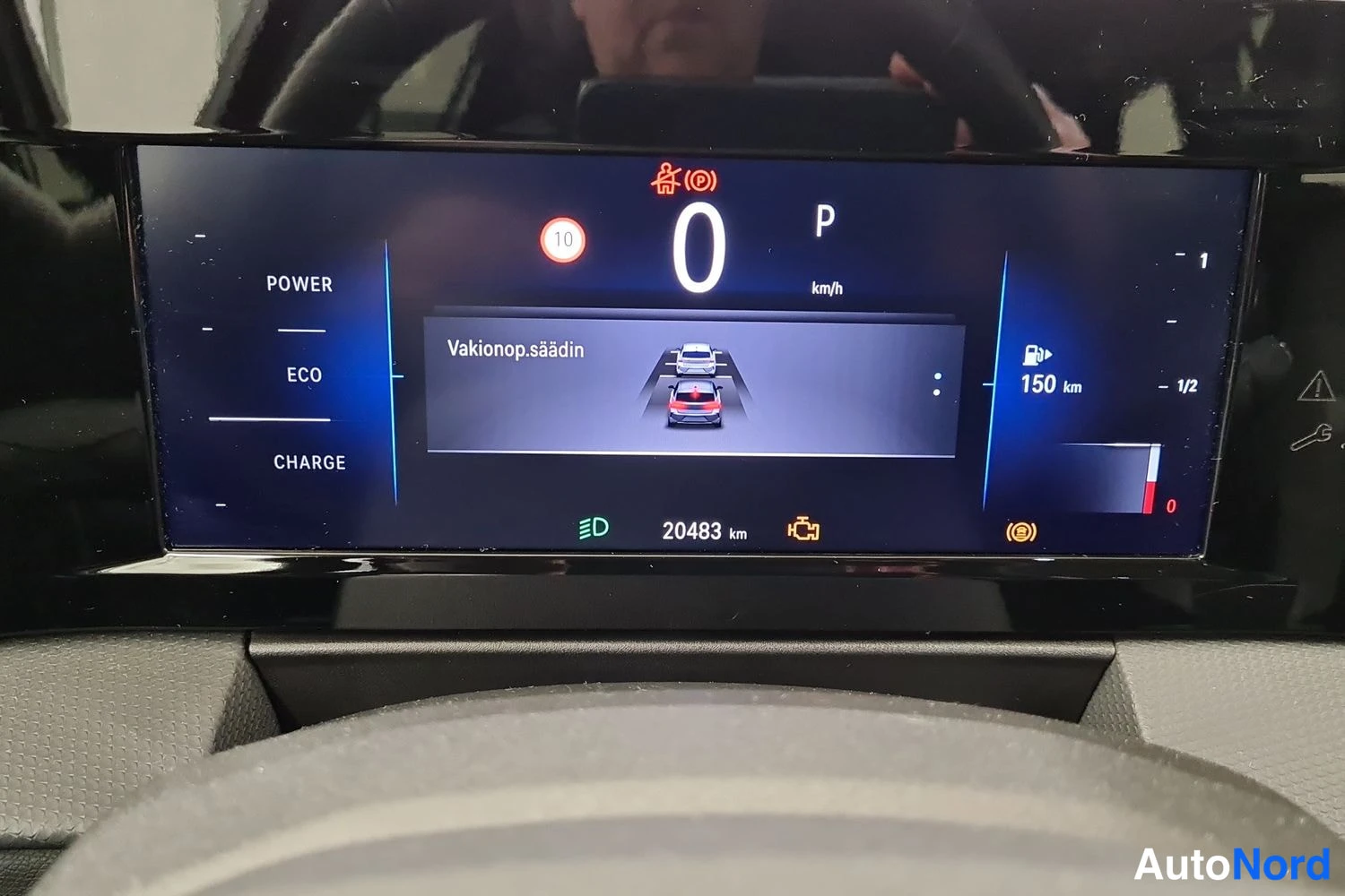 Punainen Opel Astra Sports Tourer 2024, kuva 18