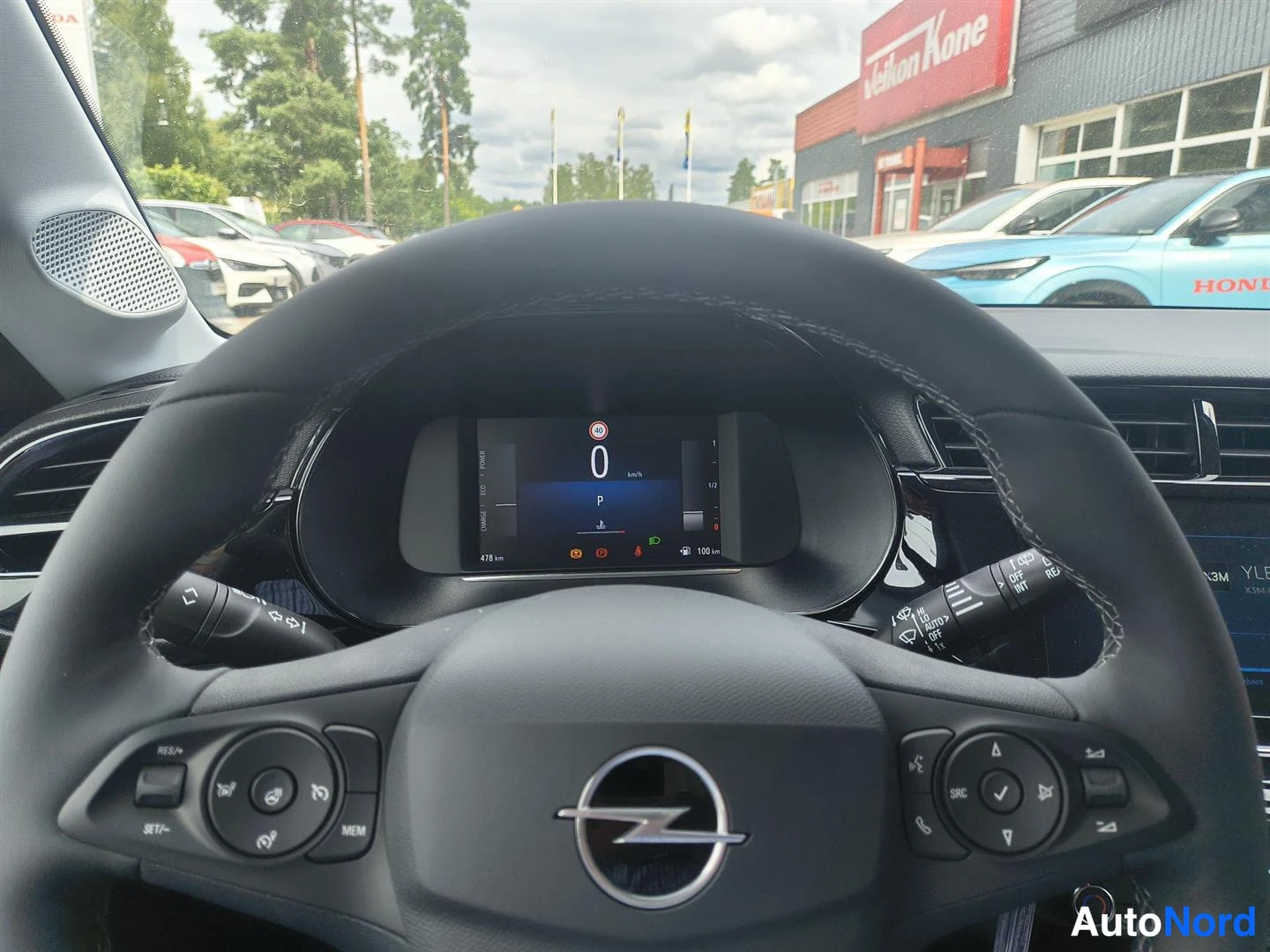 Valkoinen Opel Corsa 2026, kuva 11
