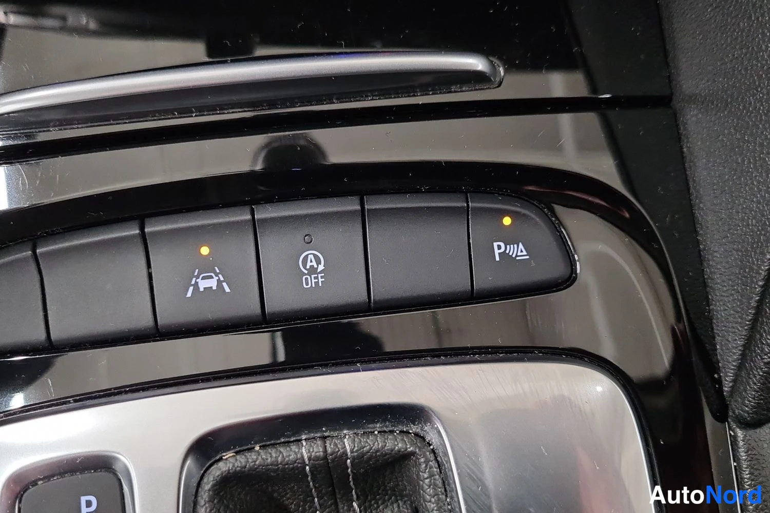 Musta Opel Insignia Grand Sport 2023, yksityiskohta, kuva 15