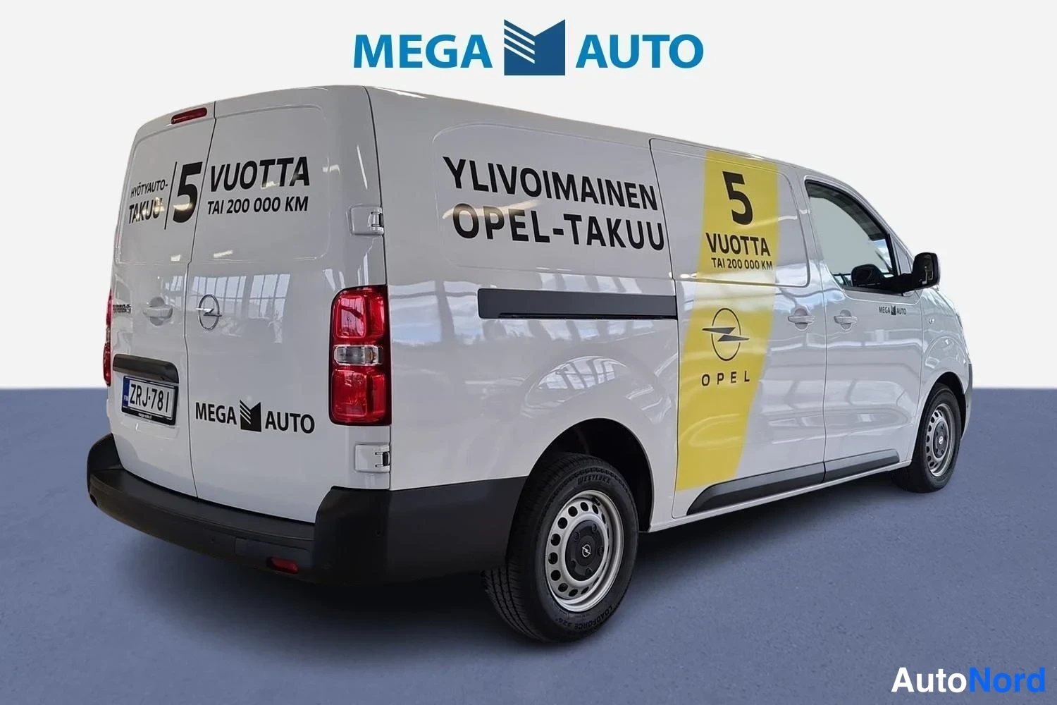 Valkoinen Opel Vivaro 2026, takaviisto, kuva 4