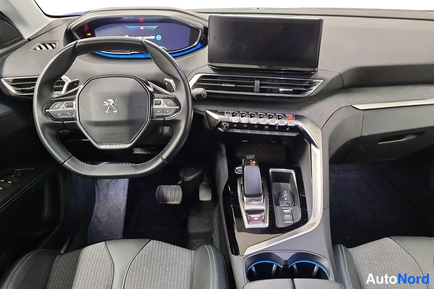 Sininen Peugeot 3008 2021, kuva 18